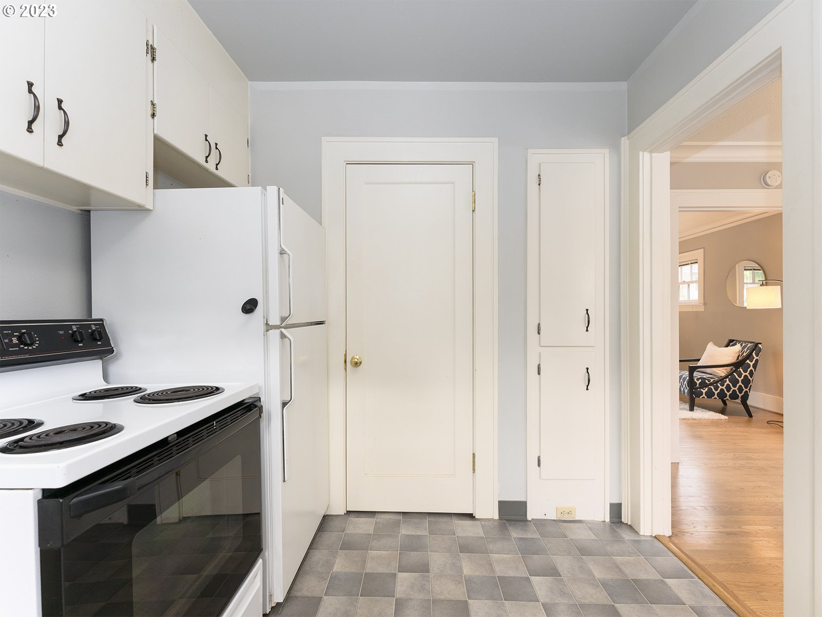 2317 NE CLACKAMAS ST