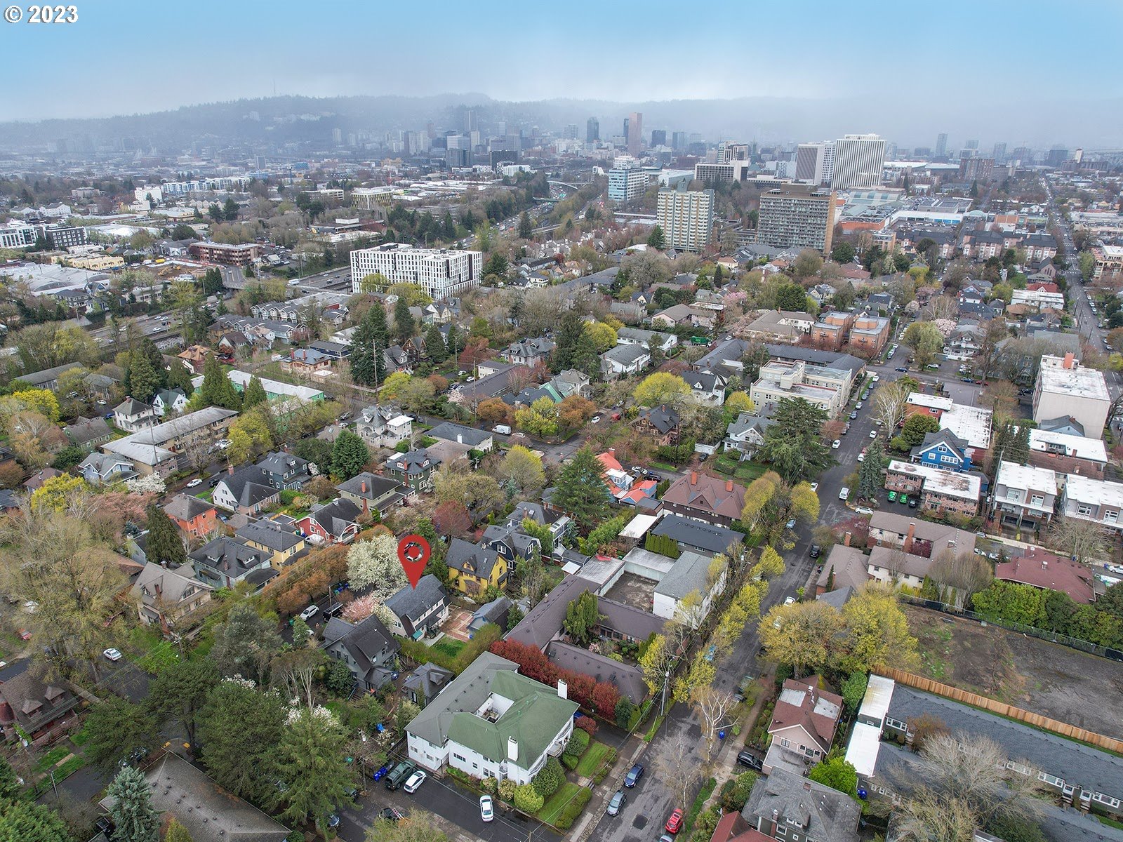 2317 NE CLACKAMAS ST