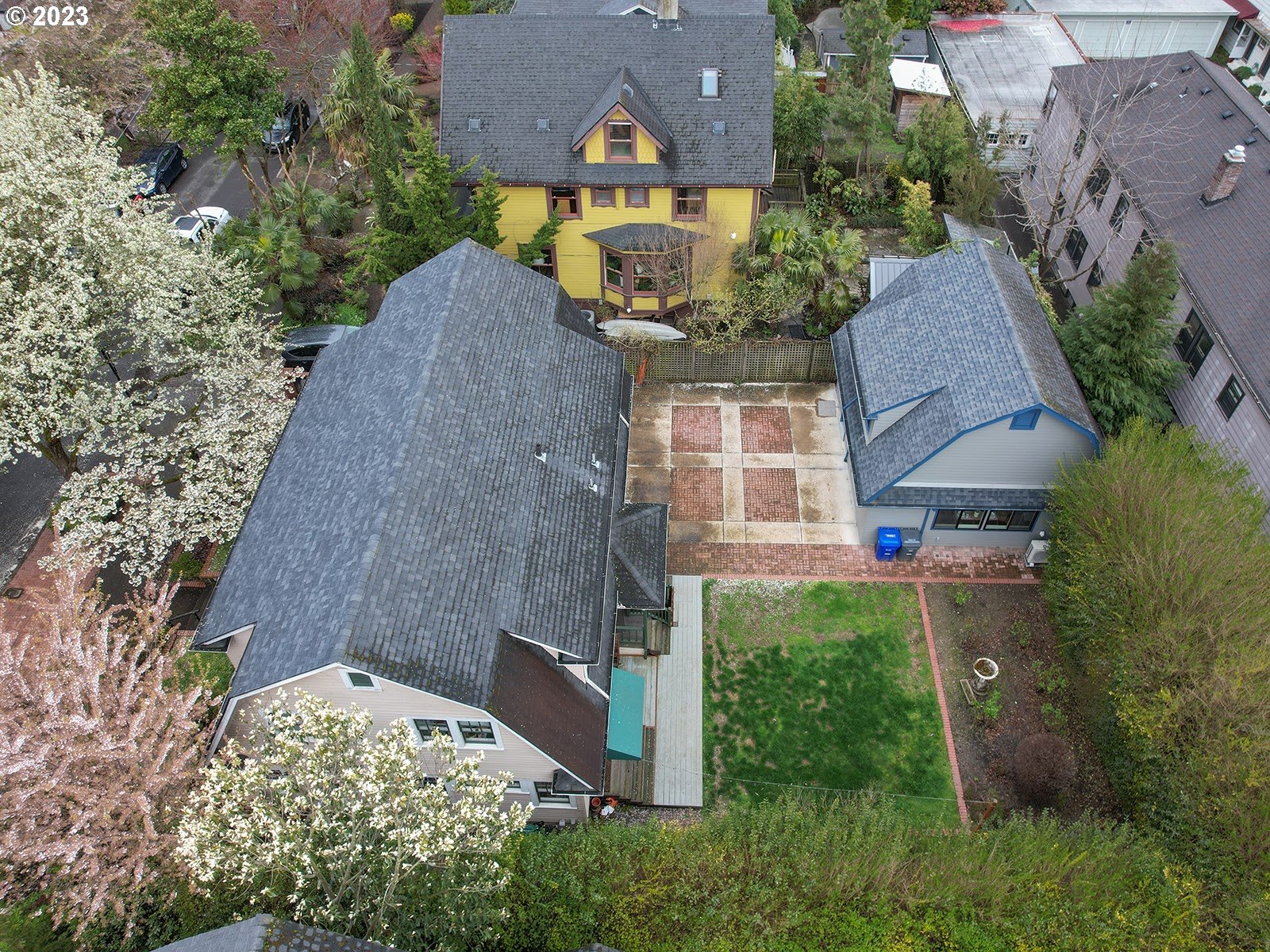 2317 NE CLACKAMAS ST