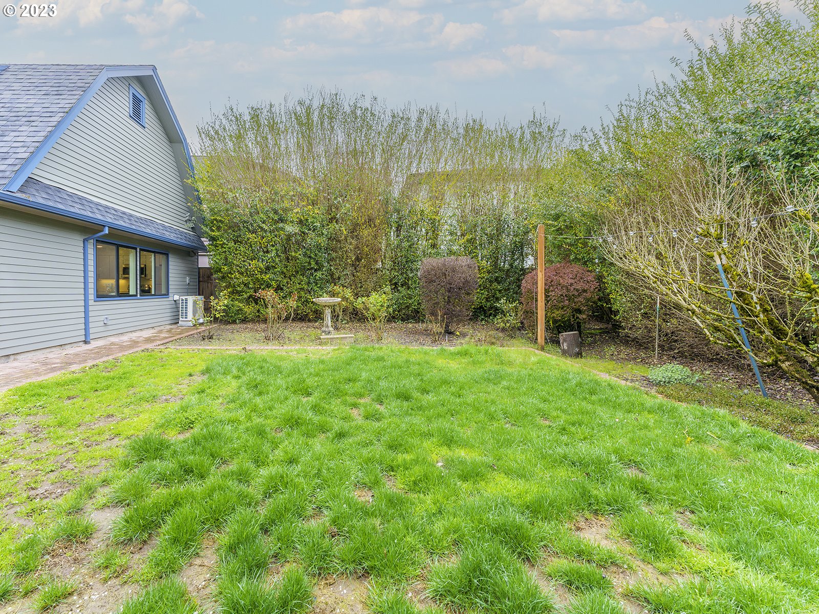 2317 NE CLACKAMAS ST