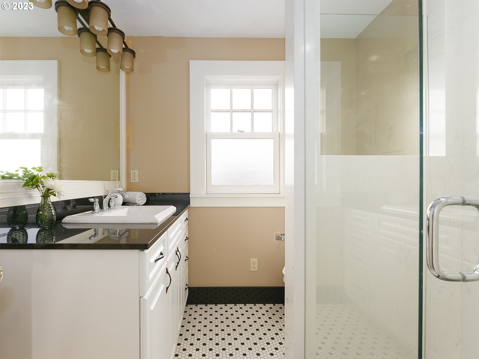 2317 NE CLACKAMAS ST