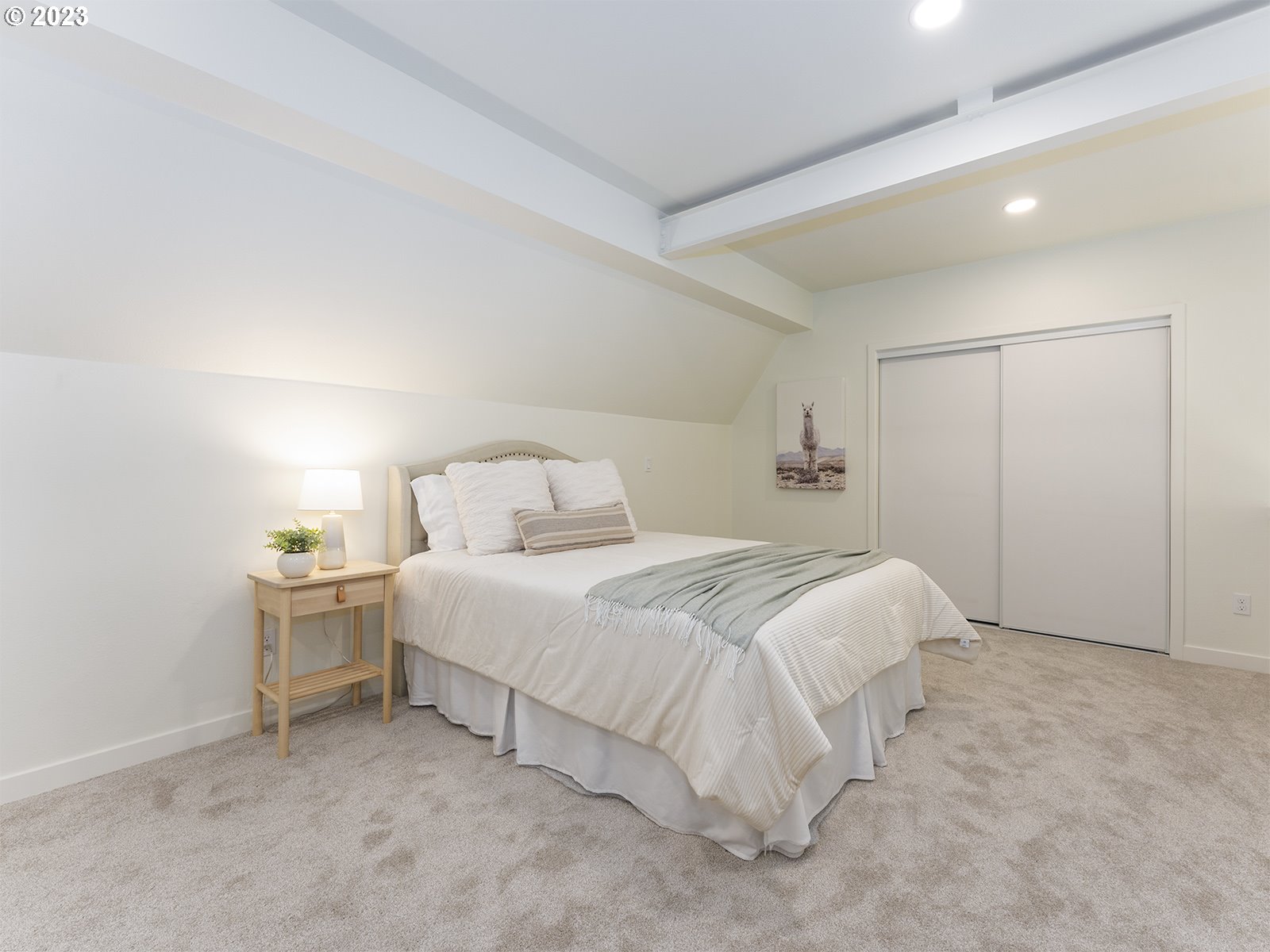 2317 NE CLACKAMAS ST