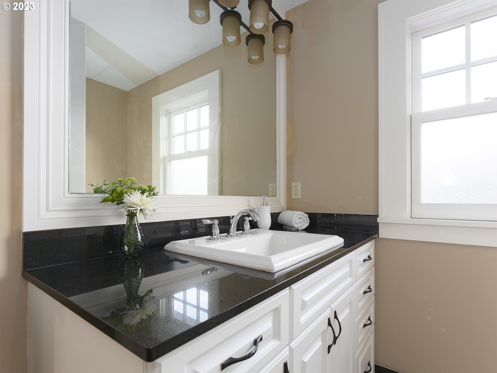 2317 NE CLACKAMAS ST