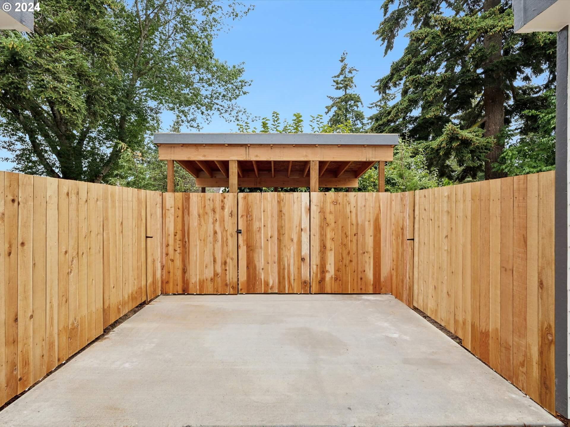 8487 NE Tillamook ST