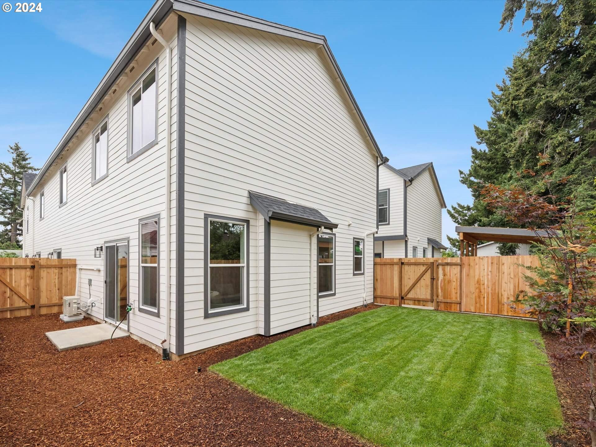 8487 NE Tillamook ST