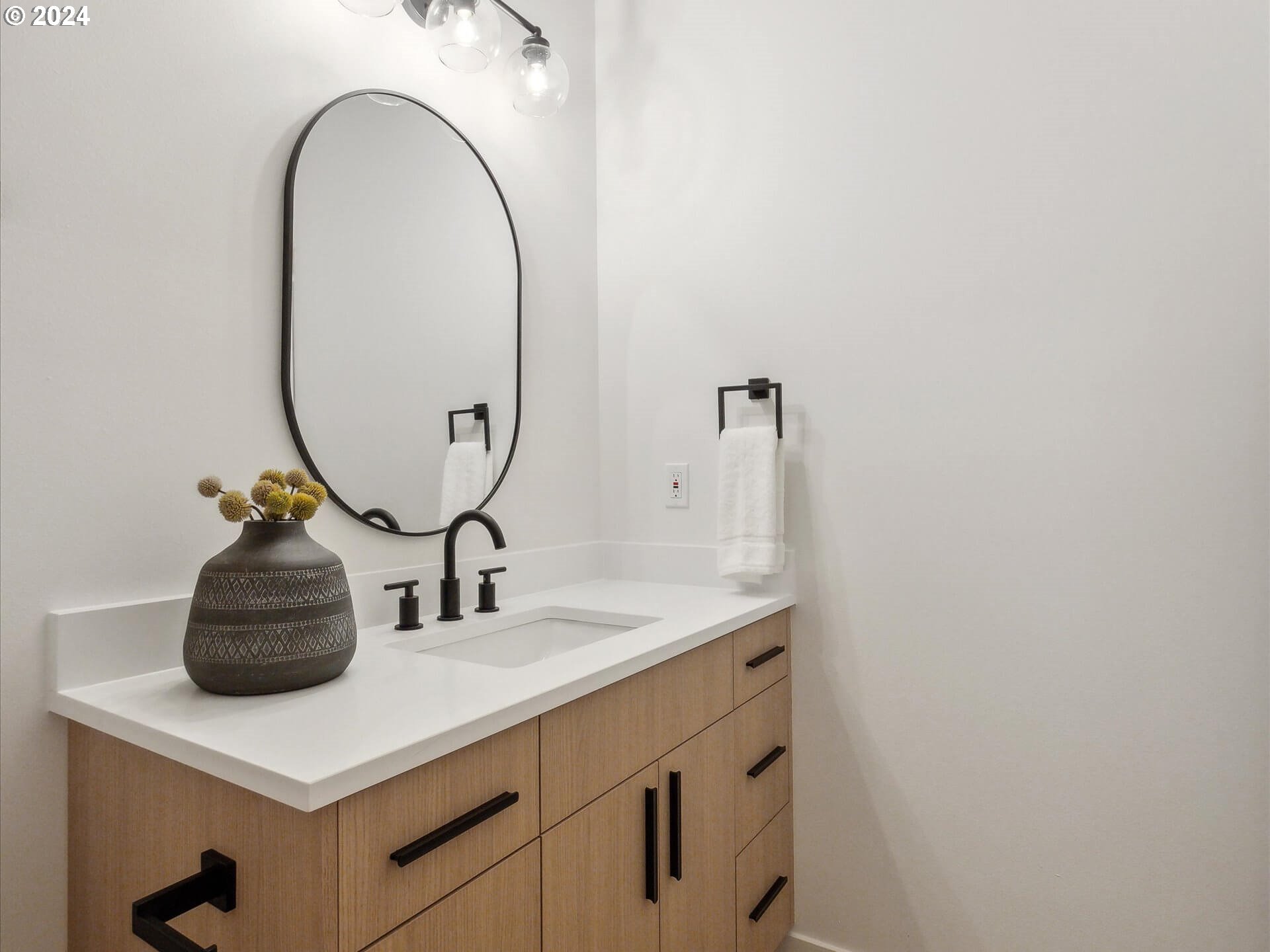 8487 NE Tillamook ST