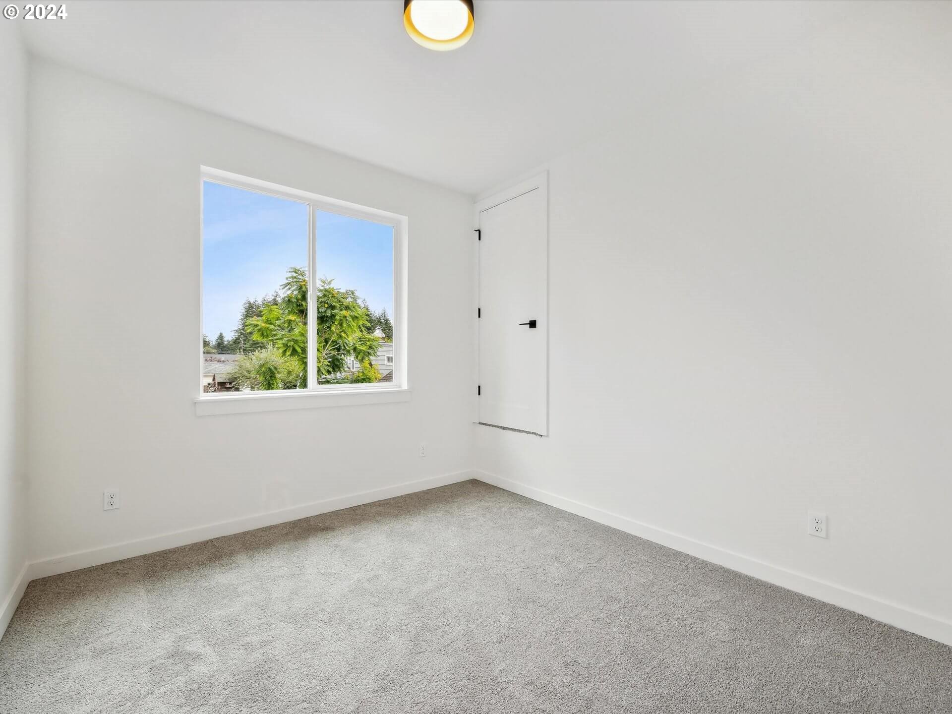 8487 NE Tillamook ST