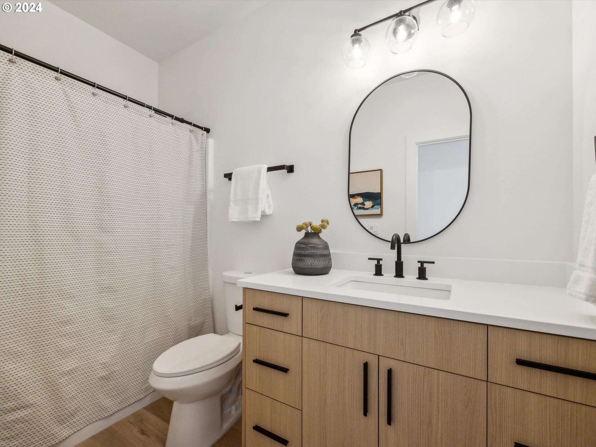 8487 NE Tillamook ST