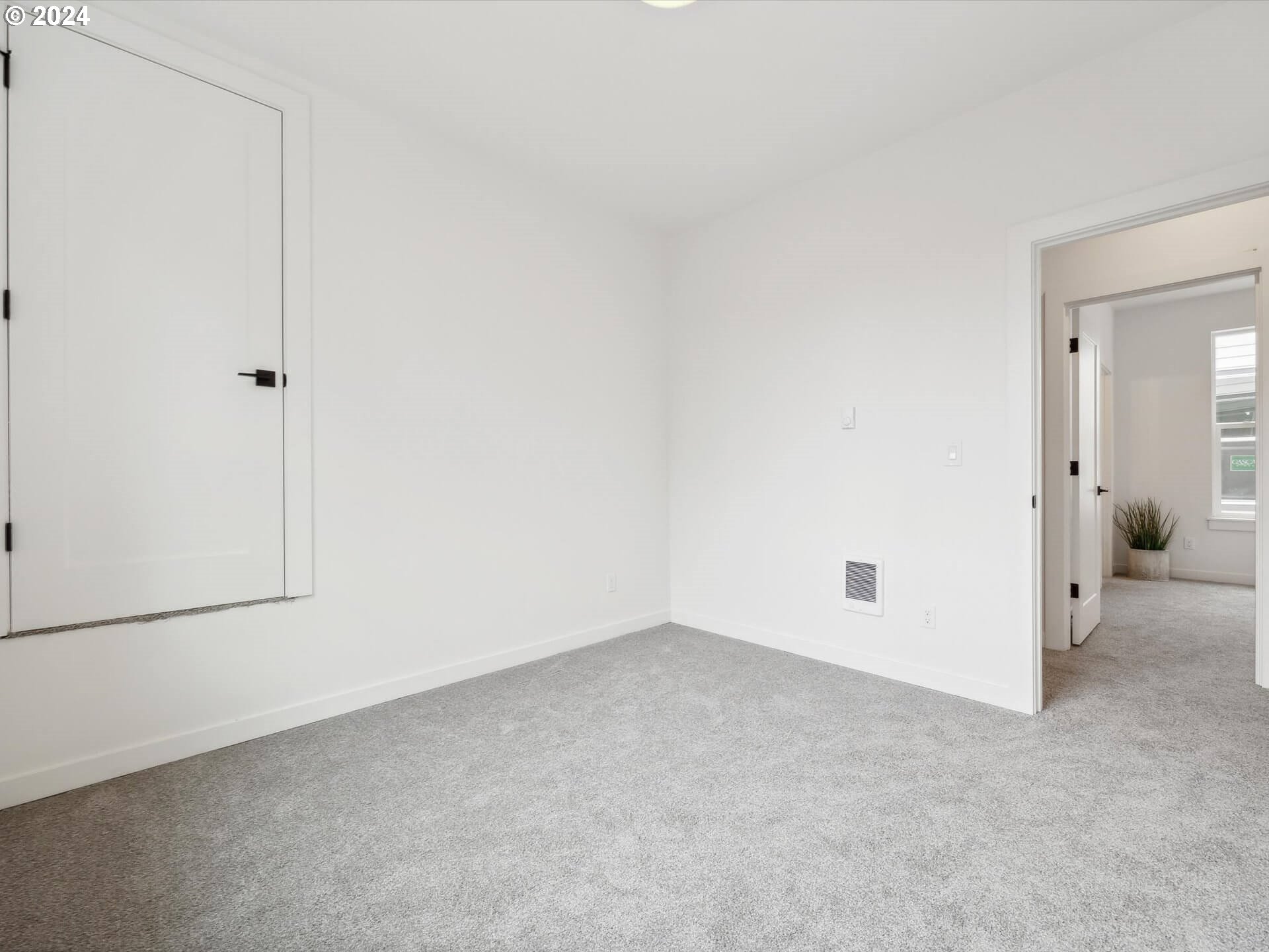 8487 NE Tillamook ST