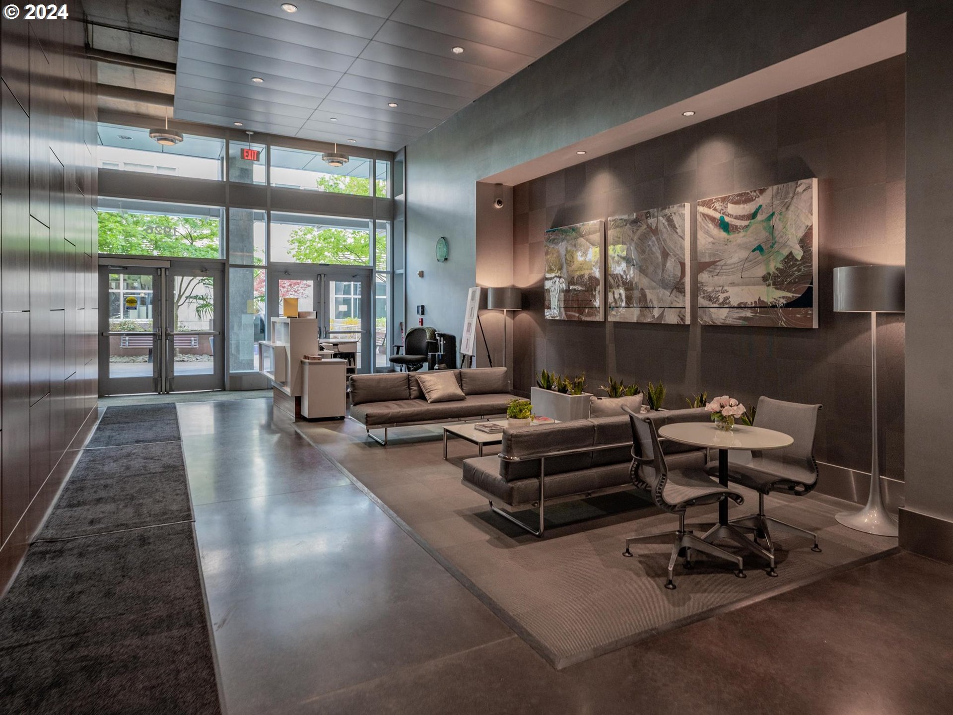 1926 W BURNSIDE ST 1515