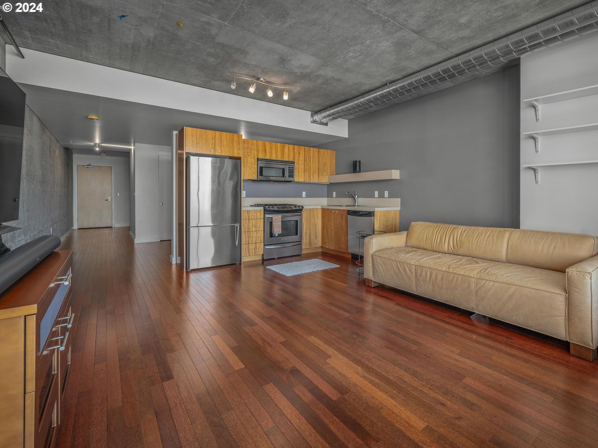 1926 W BURNSIDE ST 1515