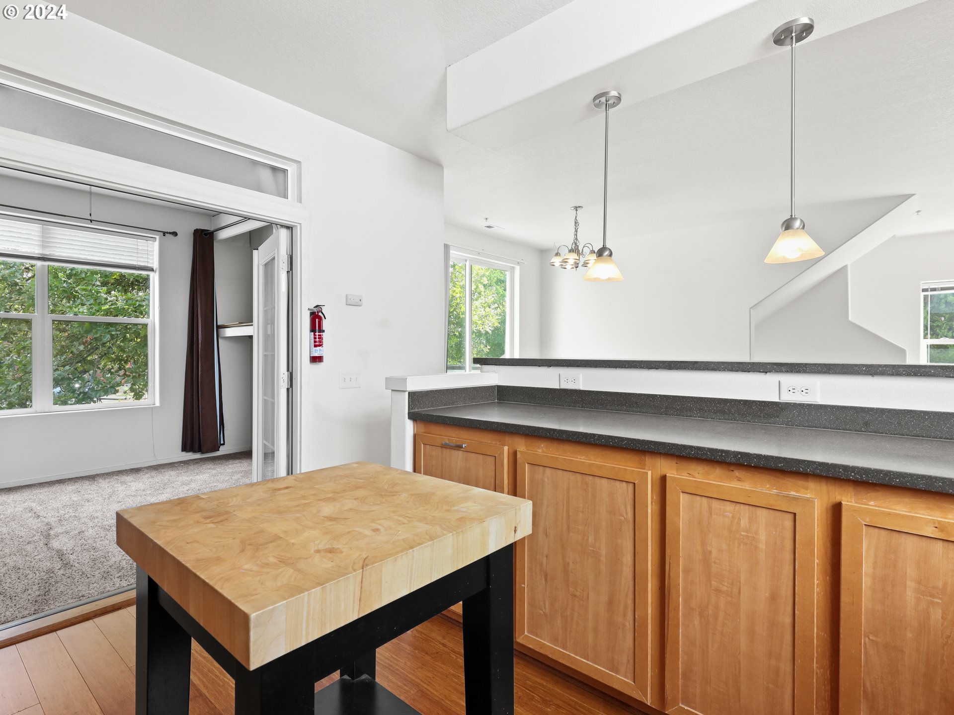 2004 NE CADBURY AVE 209