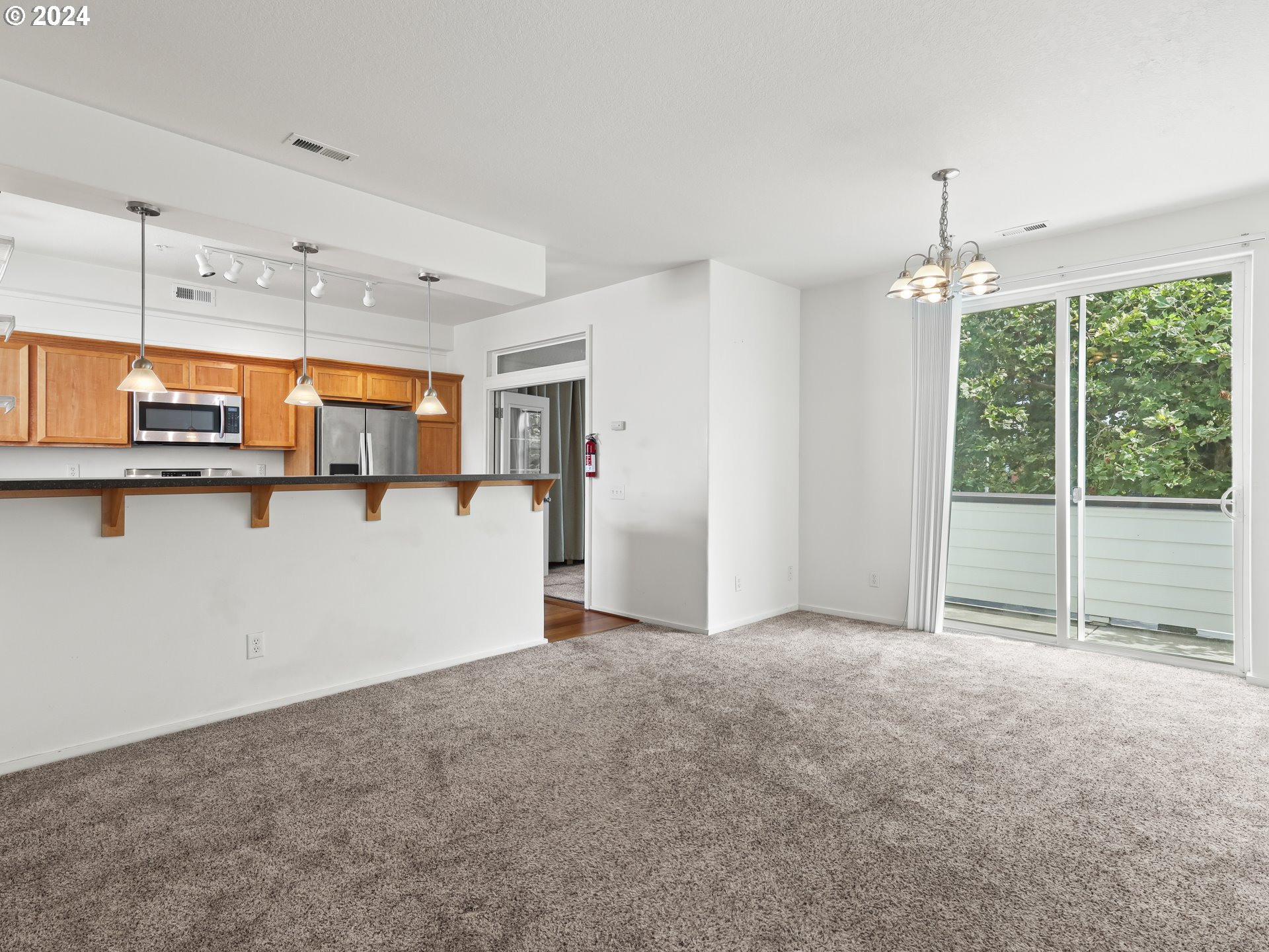 2004 NE CADBURY AVE 209