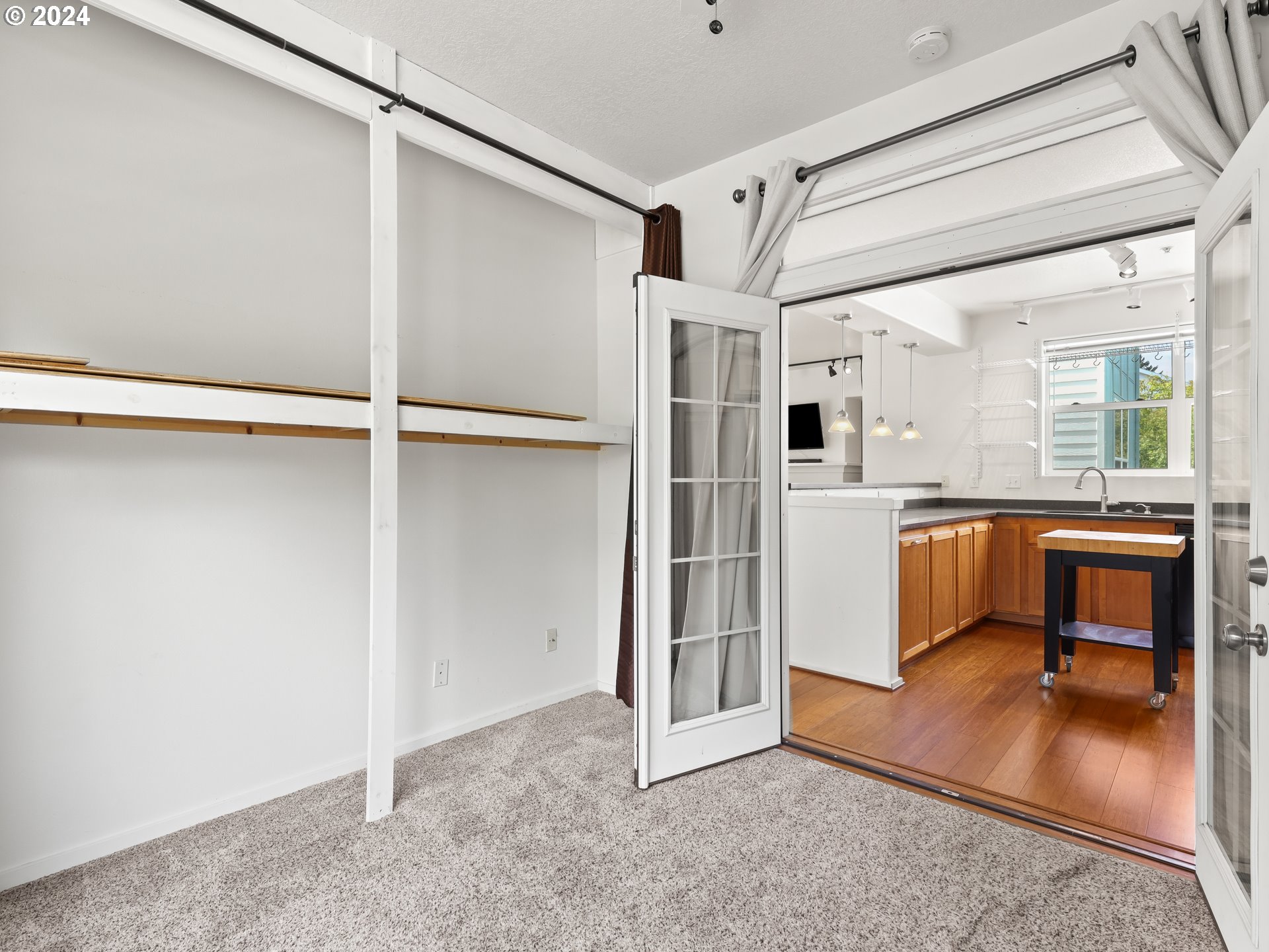 2004 NE CADBURY AVE 209