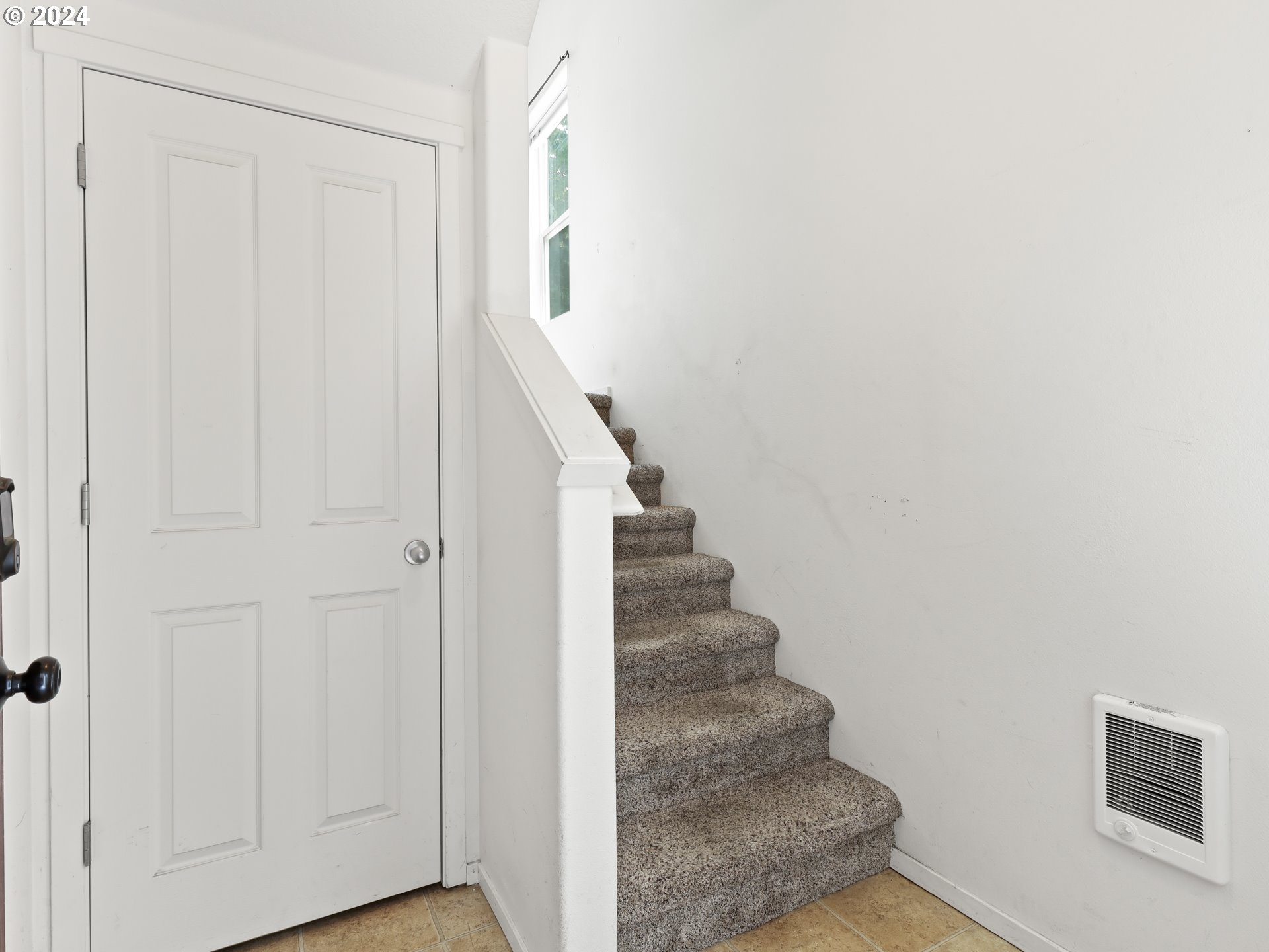 2004 NE CADBURY AVE 209