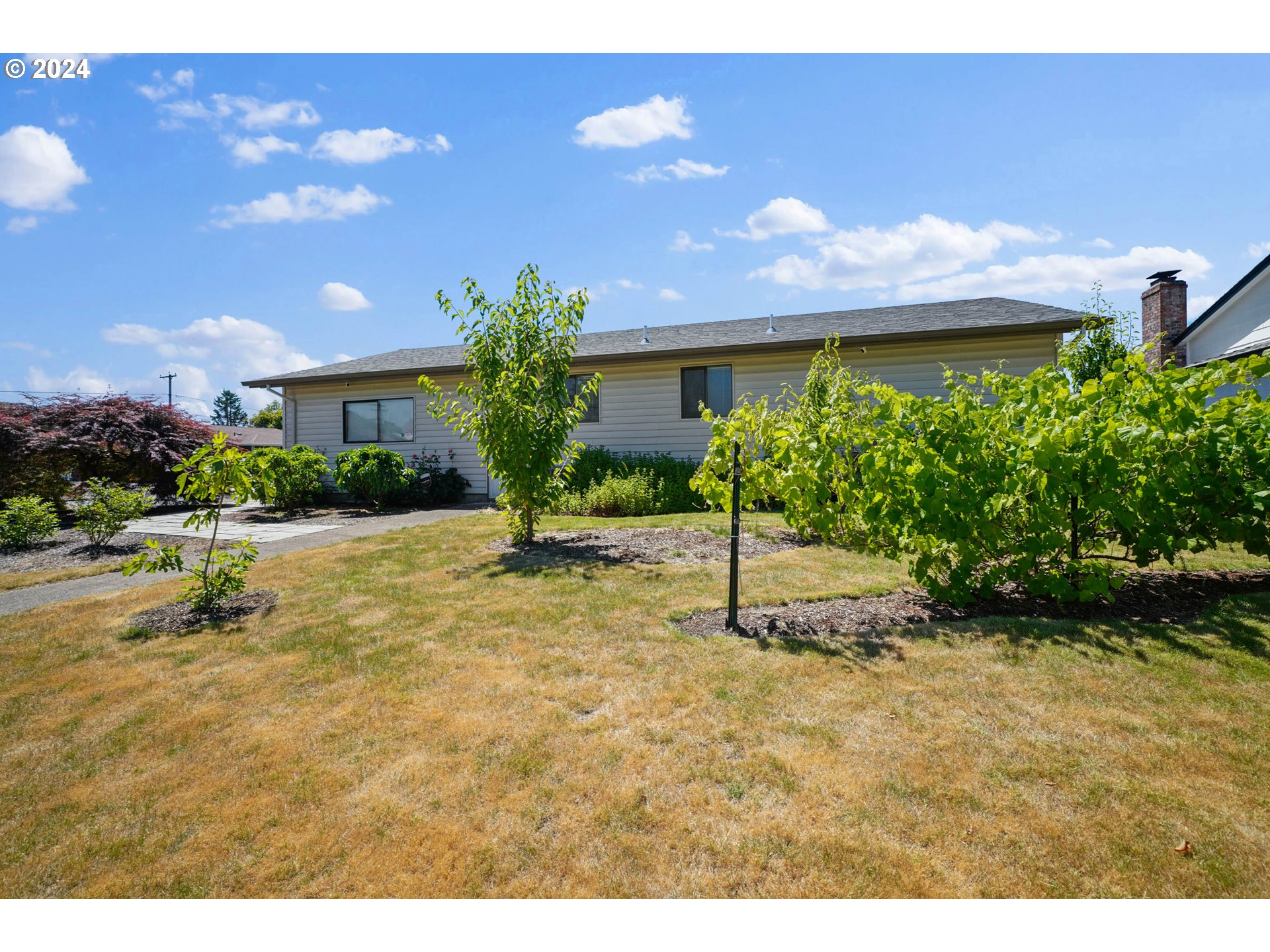 1303 VANDERBECK LN