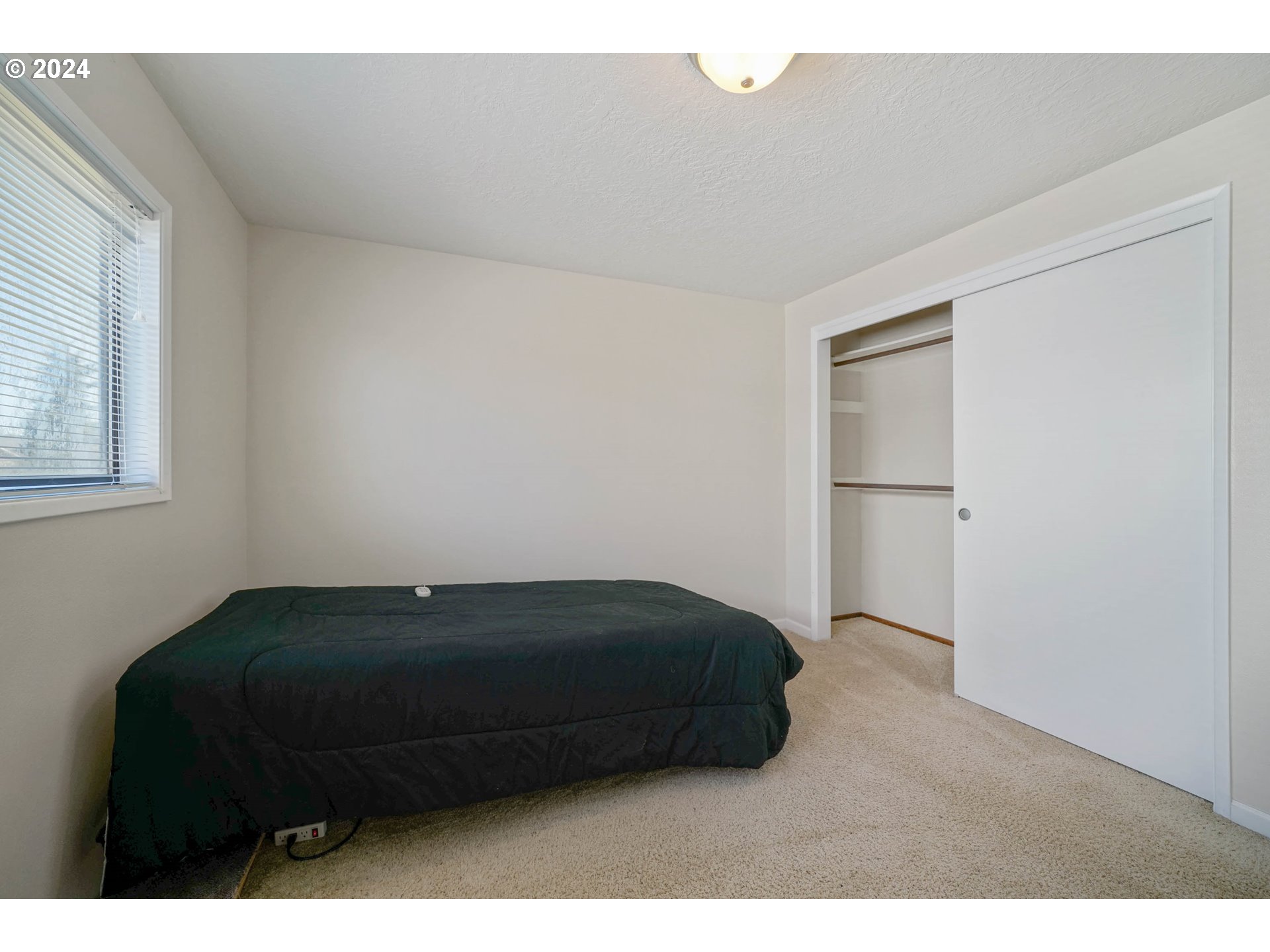 1303 VANDERBECK LN