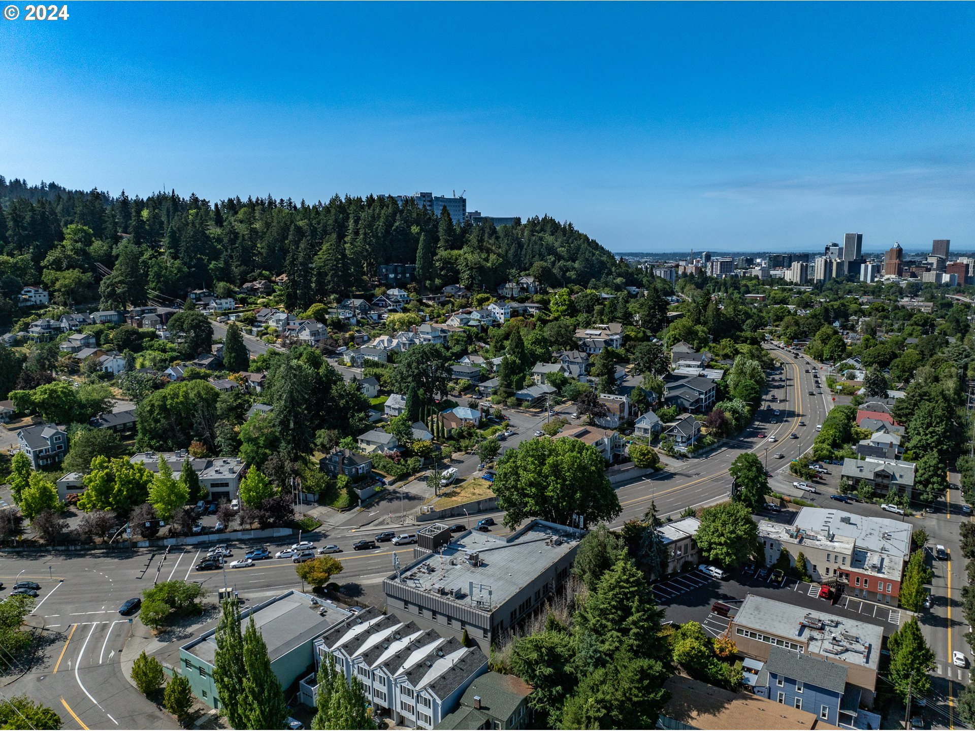 4315 SW VIEW POINT TER