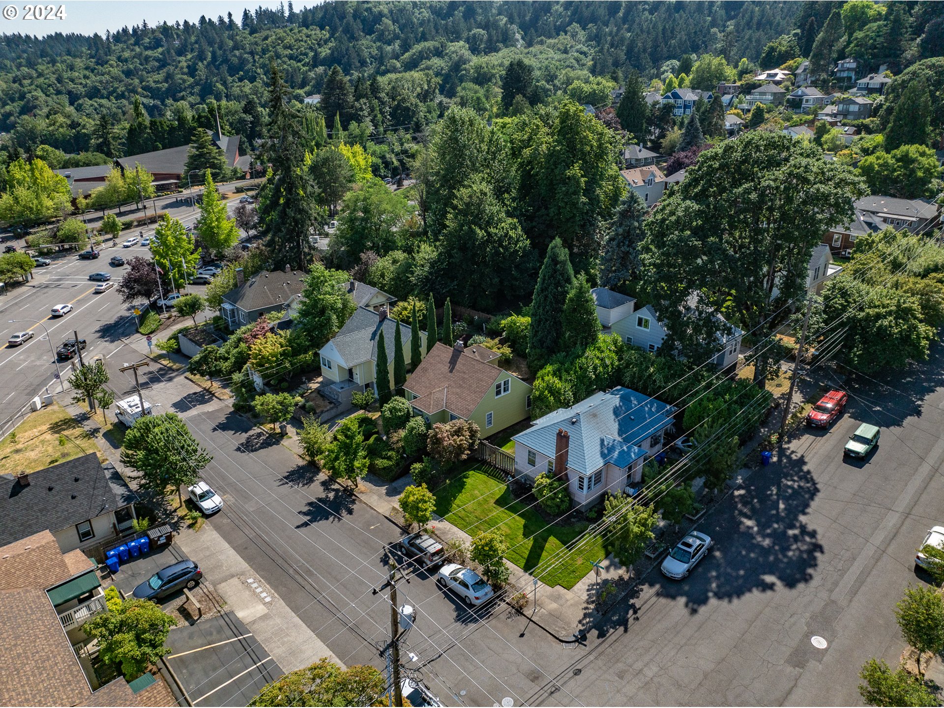 4315 SW VIEW POINT TER