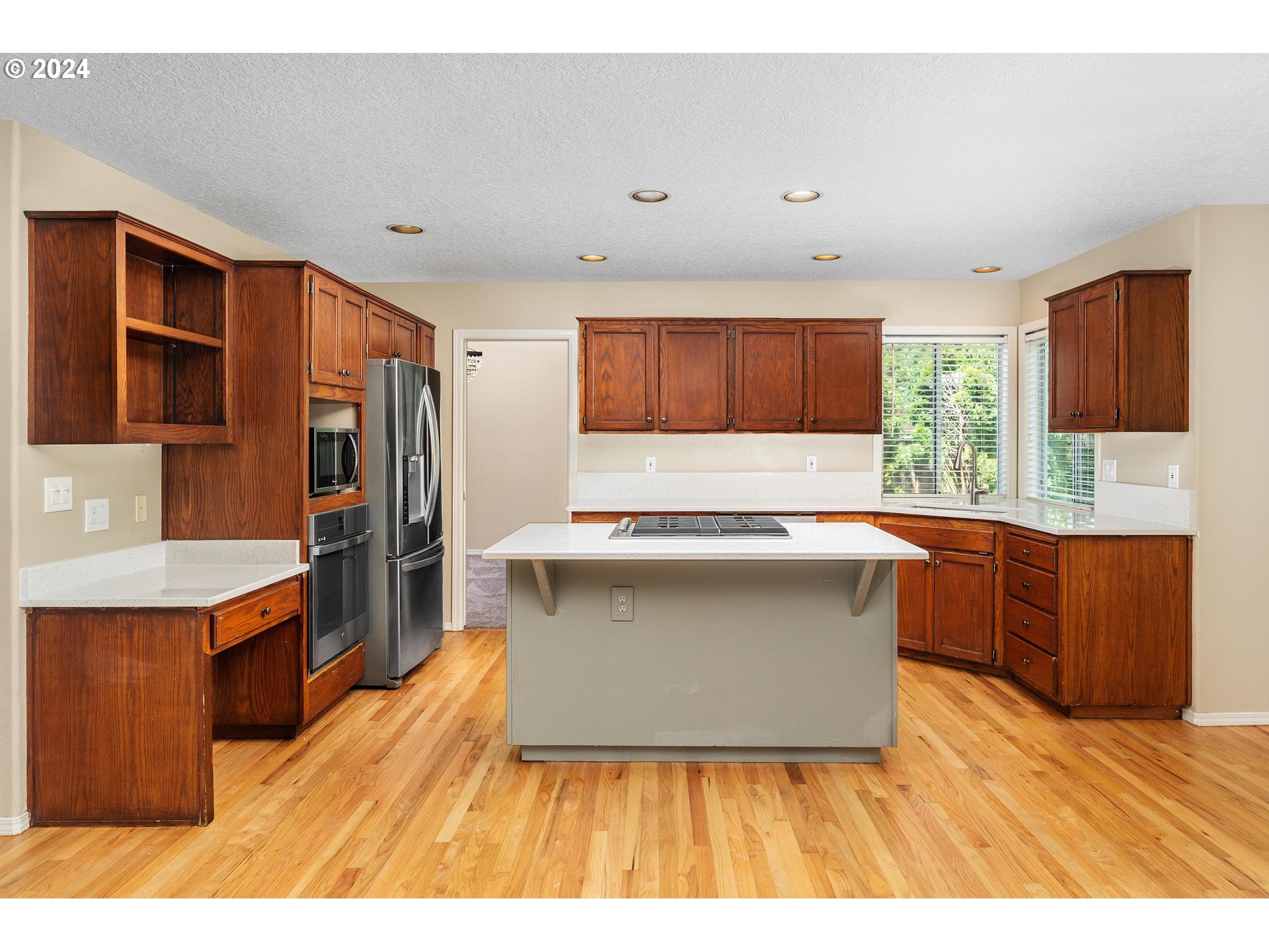 6845 SW FERNBROOK CT