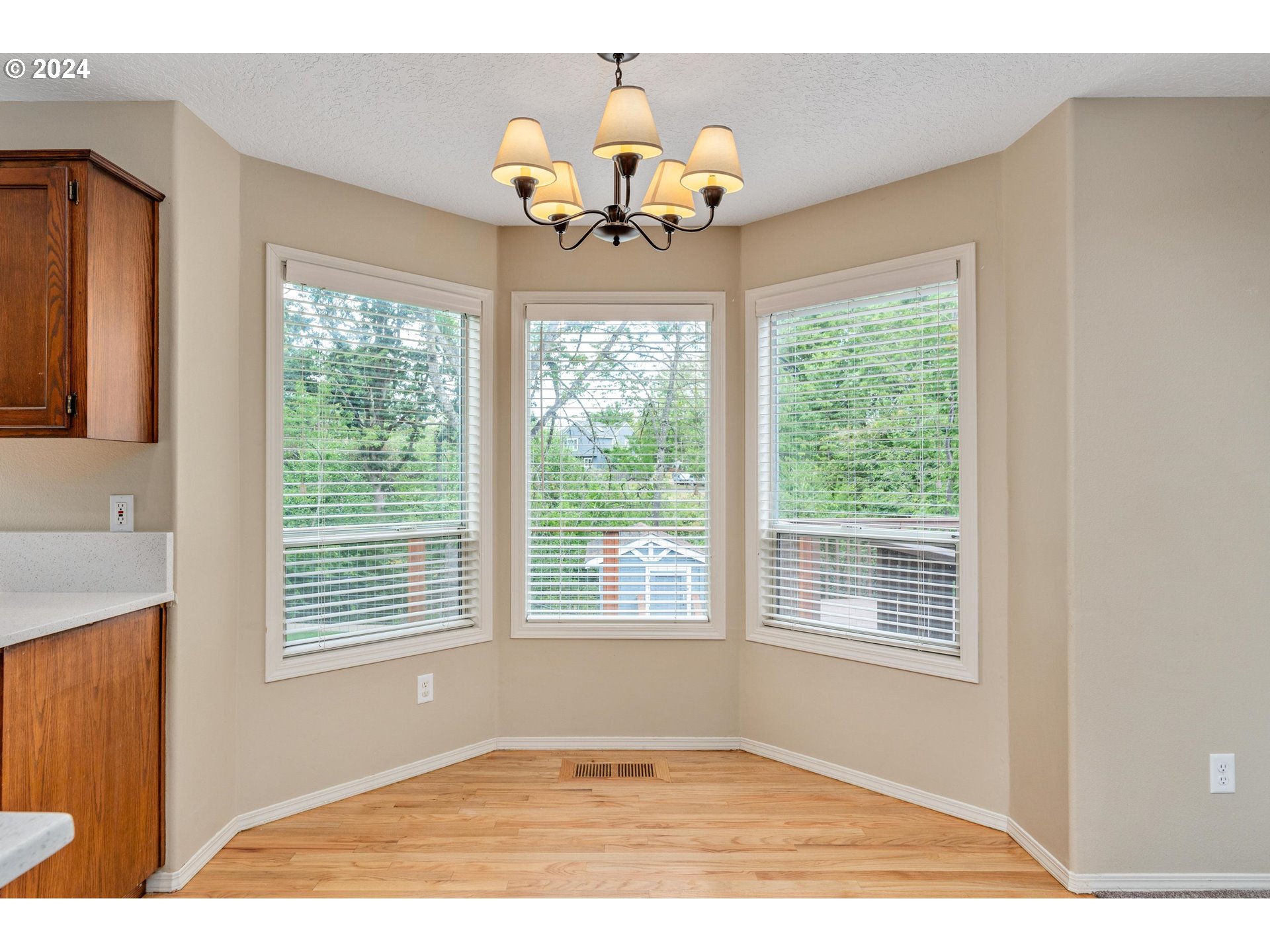 6845 SW FERNBROOK CT