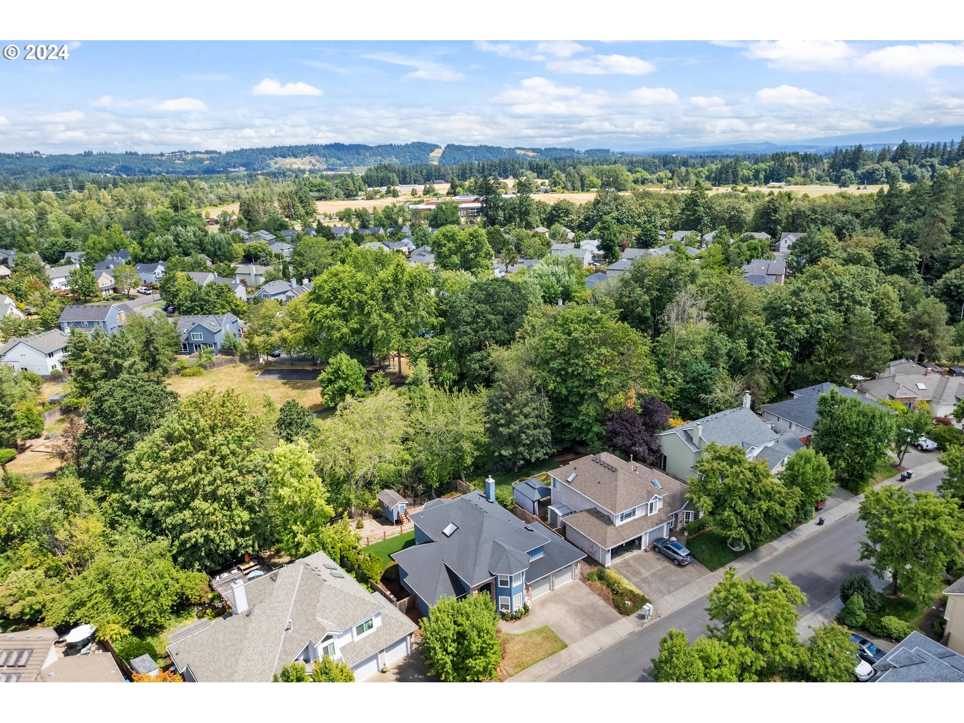 6845 SW FERNBROOK CT