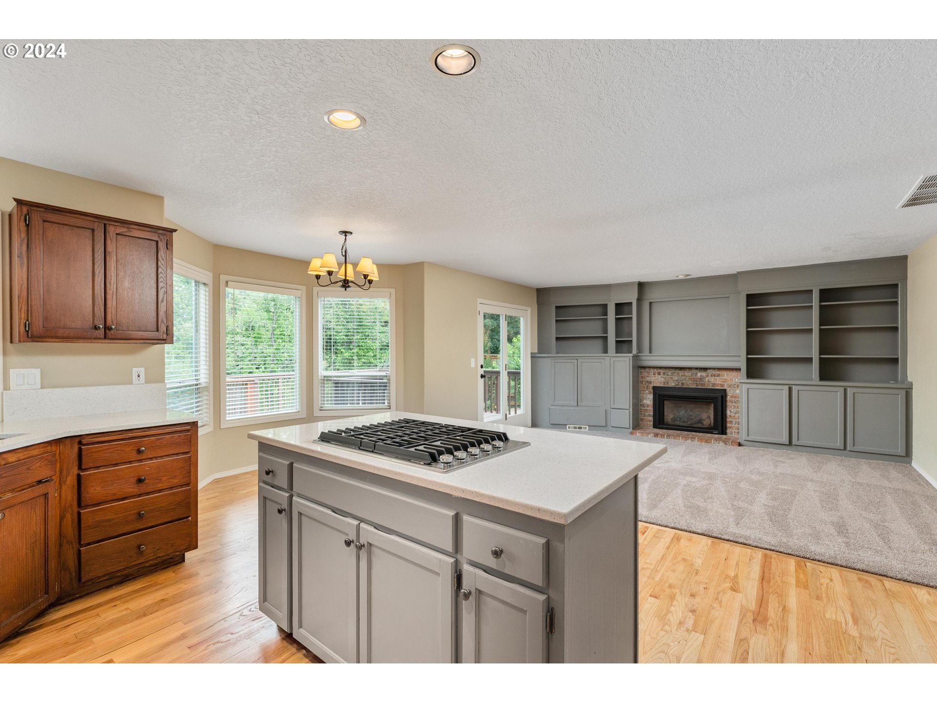 6845 SW FERNBROOK CT