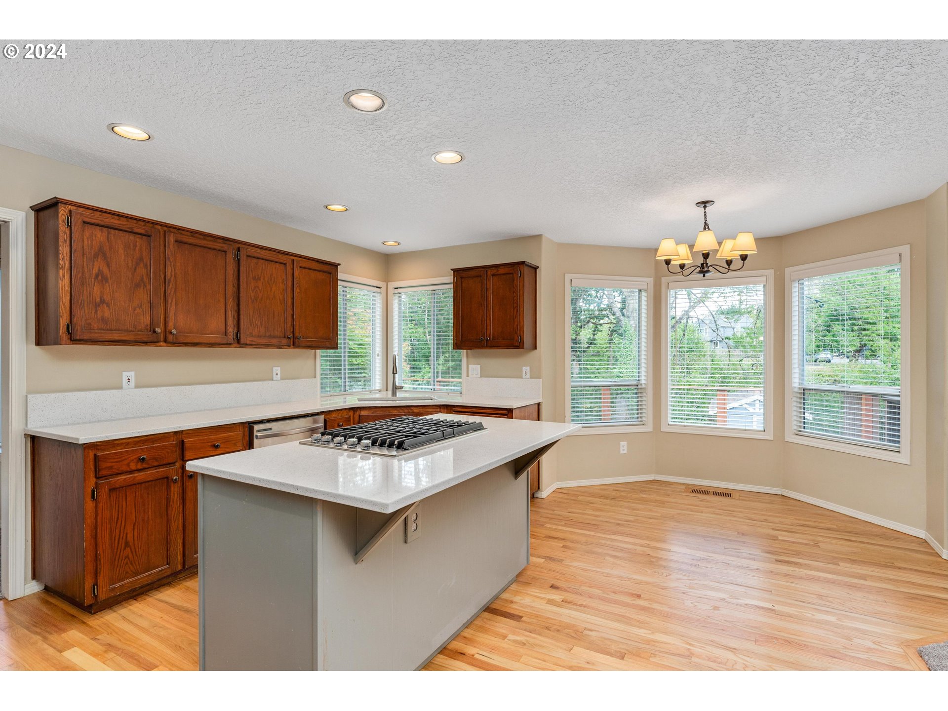 6845 SW FERNBROOK CT