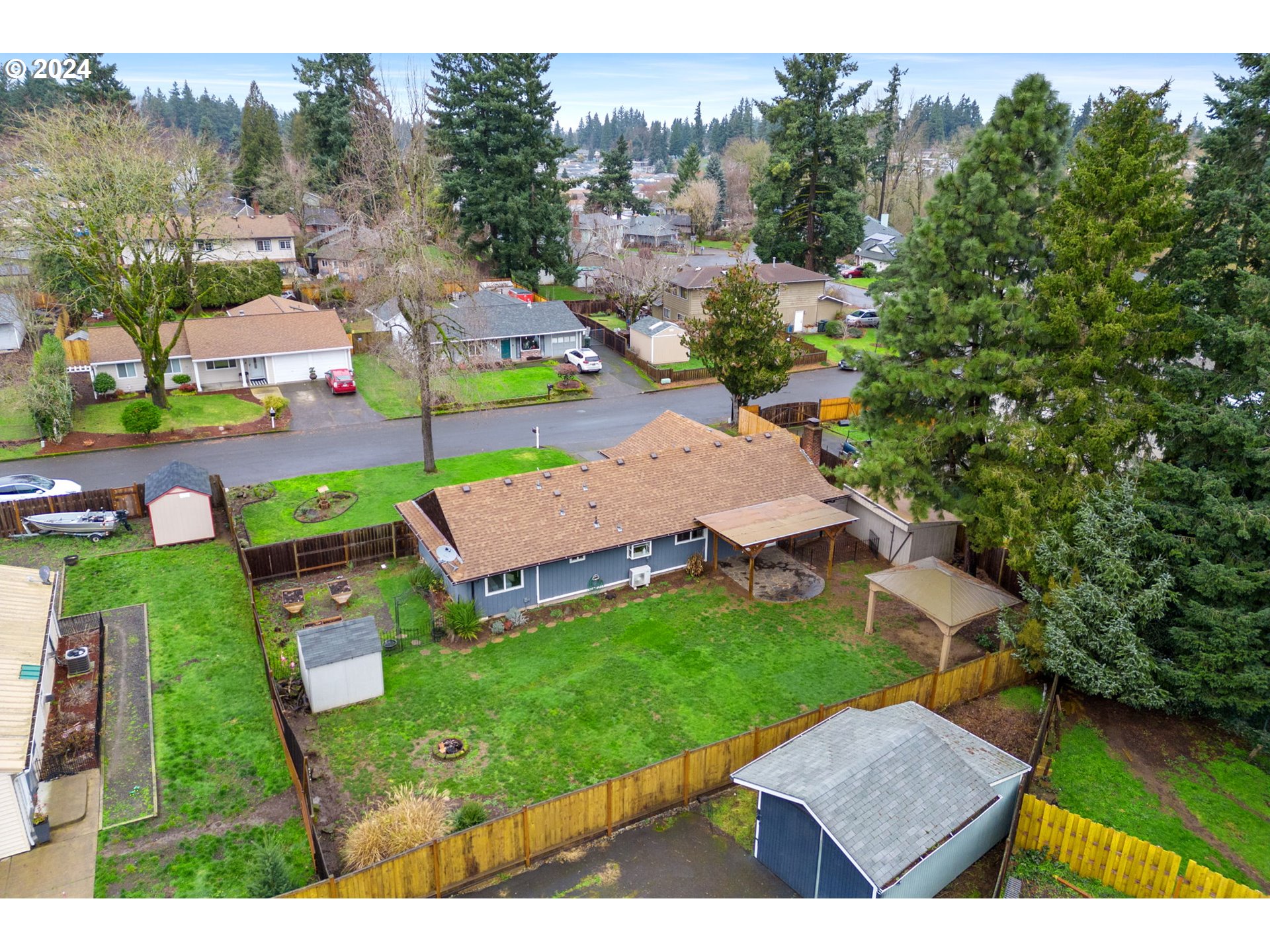 16842 SE BLOSSOM AVE