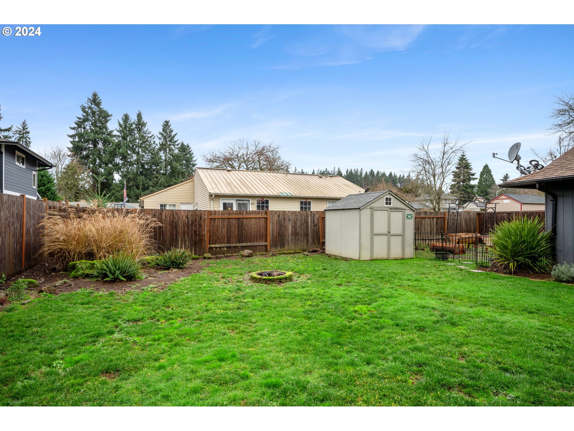 16842 SE BLOSSOM AVE