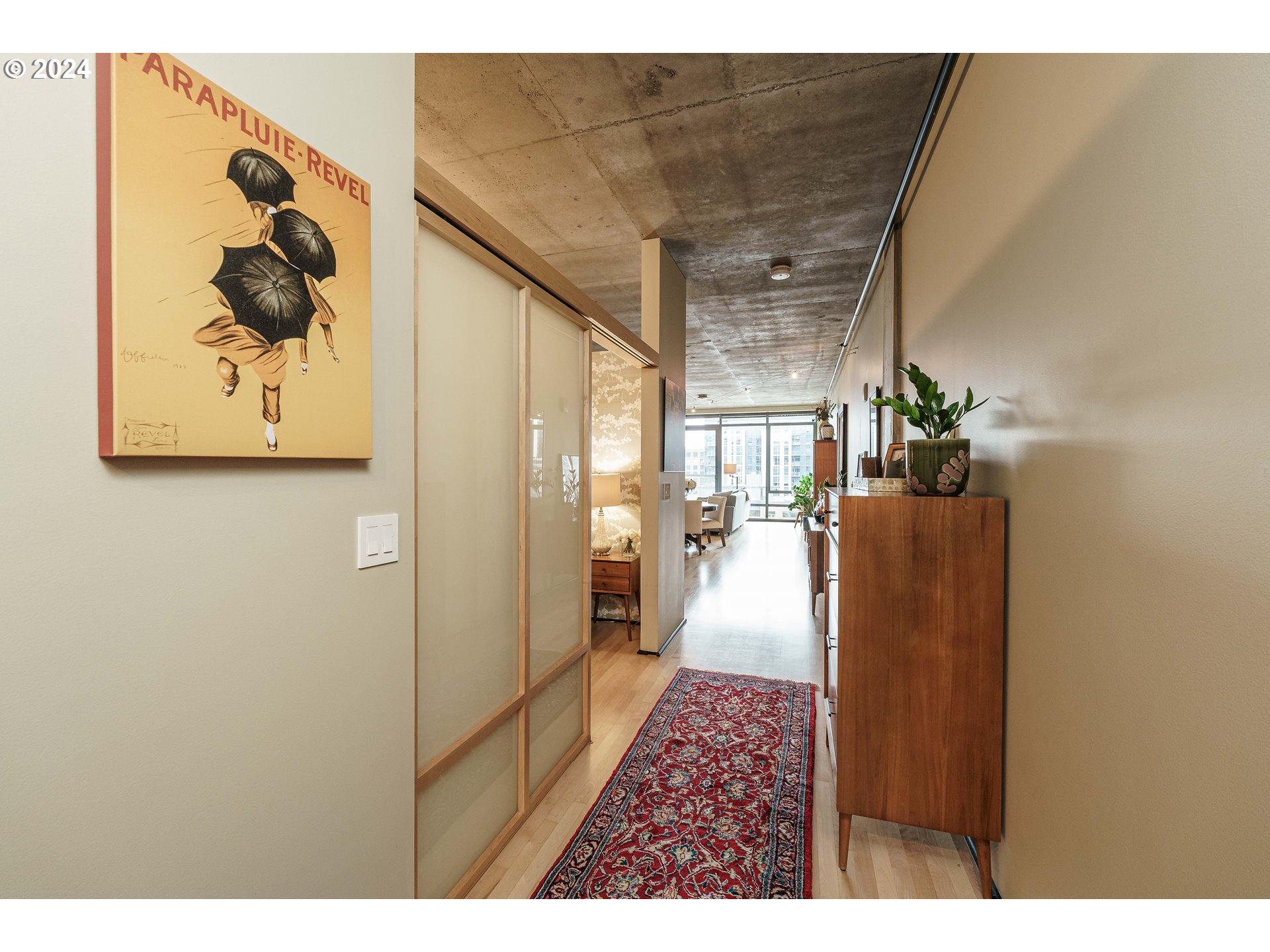 1410 NW KEARNEY ST 917