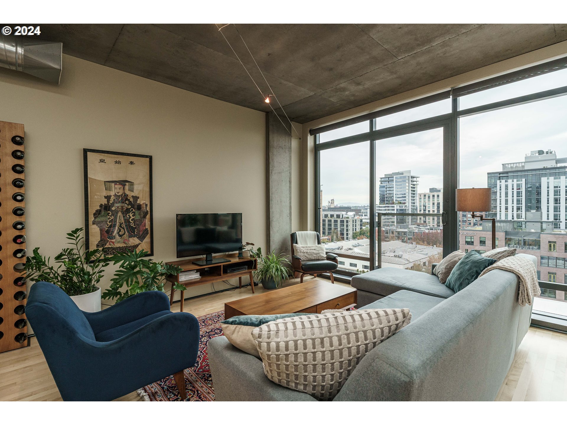 1410 NW KEARNEY ST 917