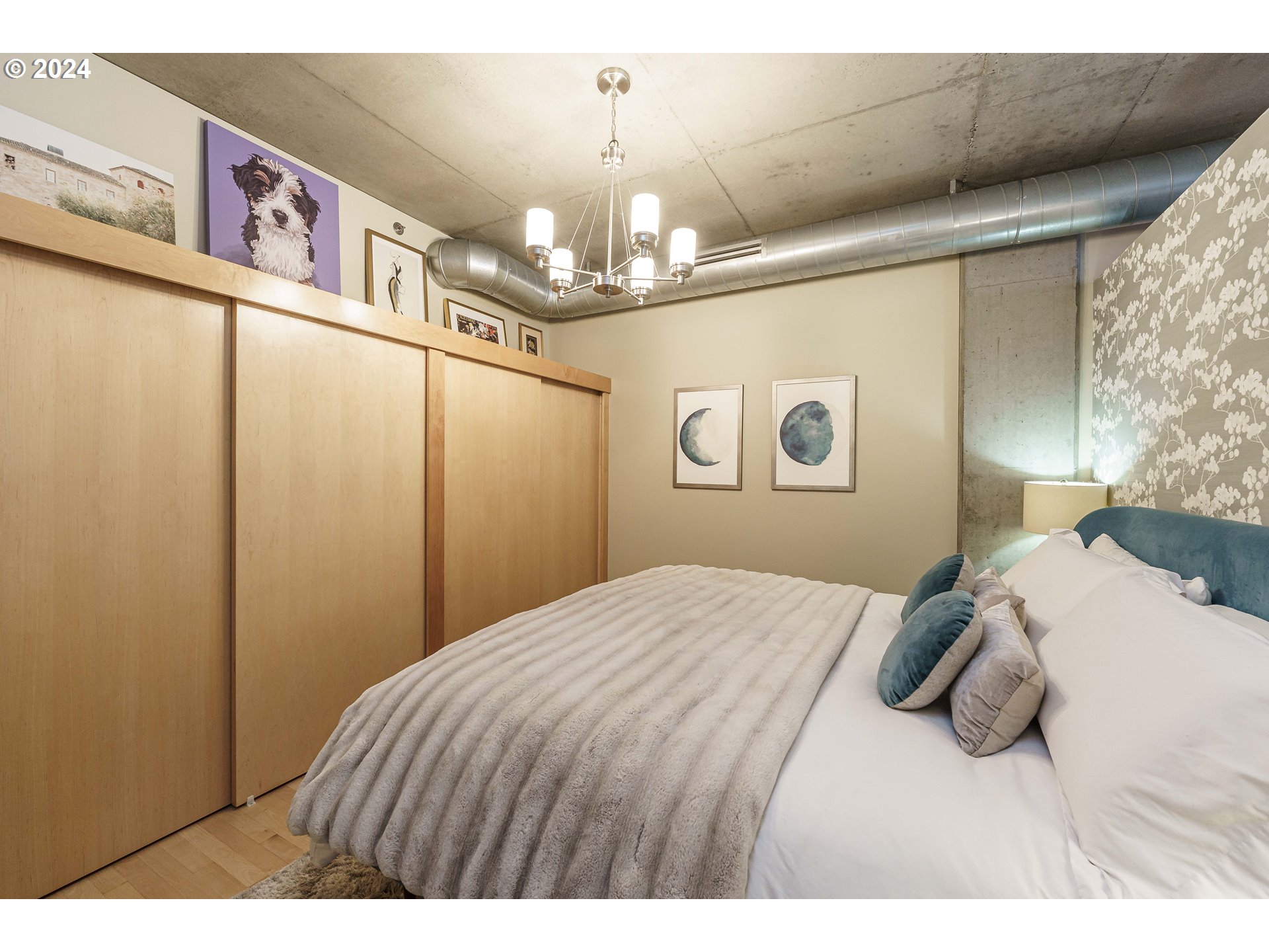 1410 NW KEARNEY ST 917