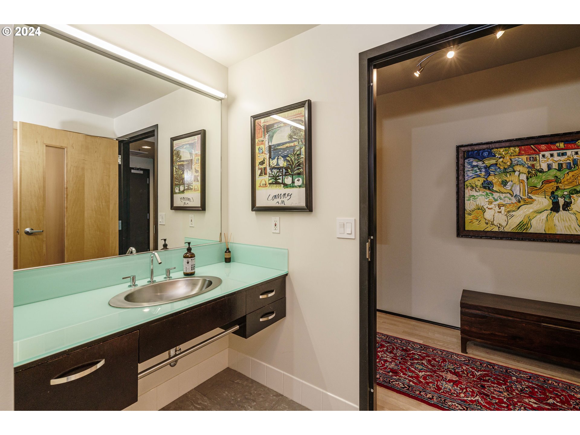 1410 NW KEARNEY ST 917