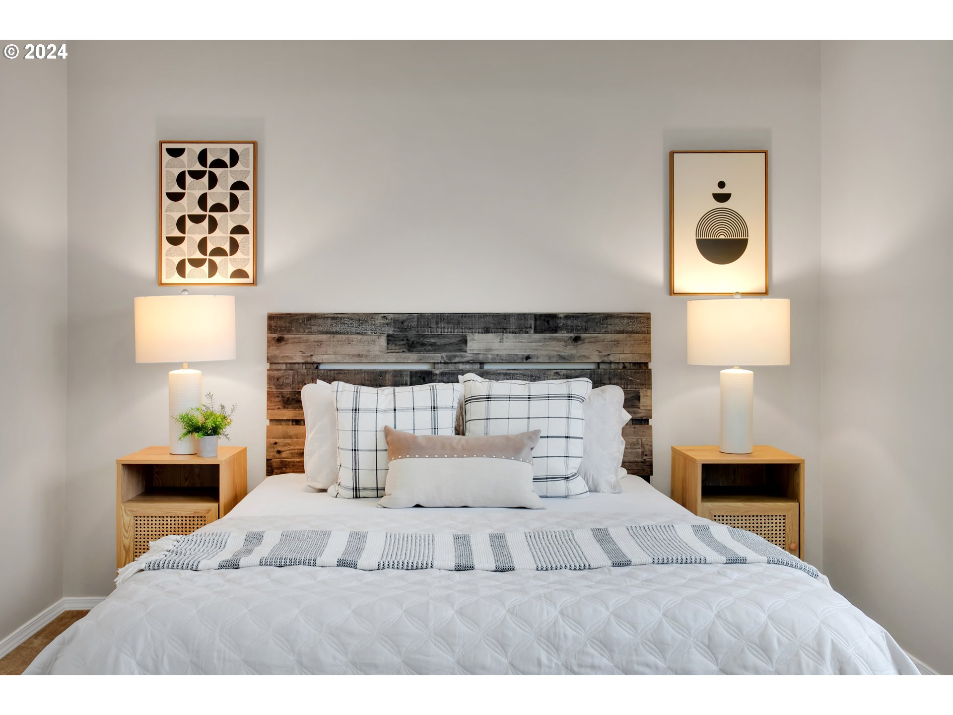 3491 SE PEPPERWOOD WAY