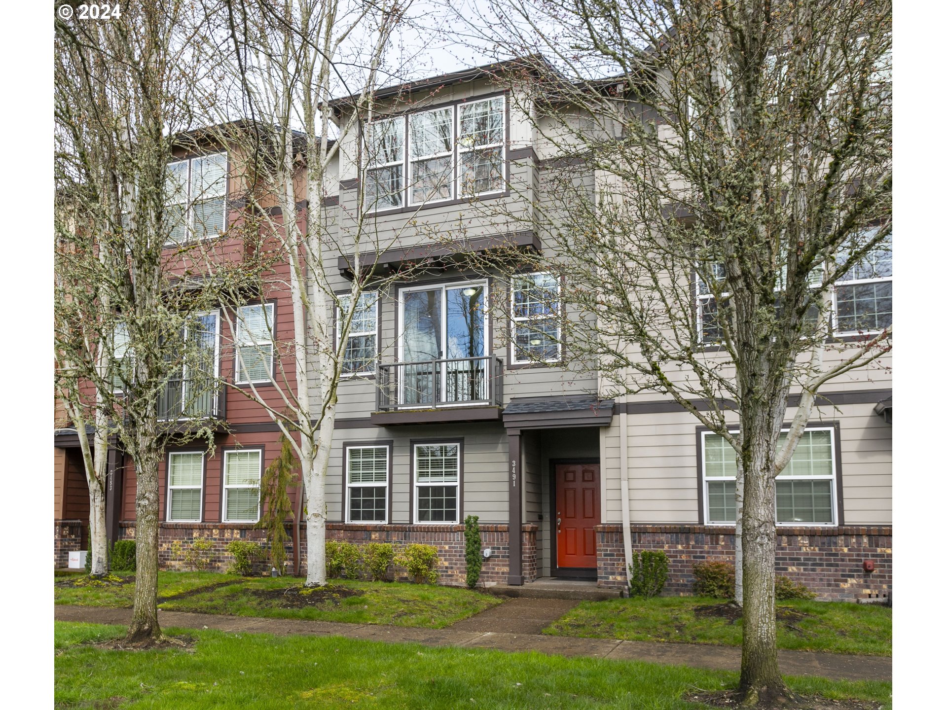 3491 SE PEPPERWOOD WAY