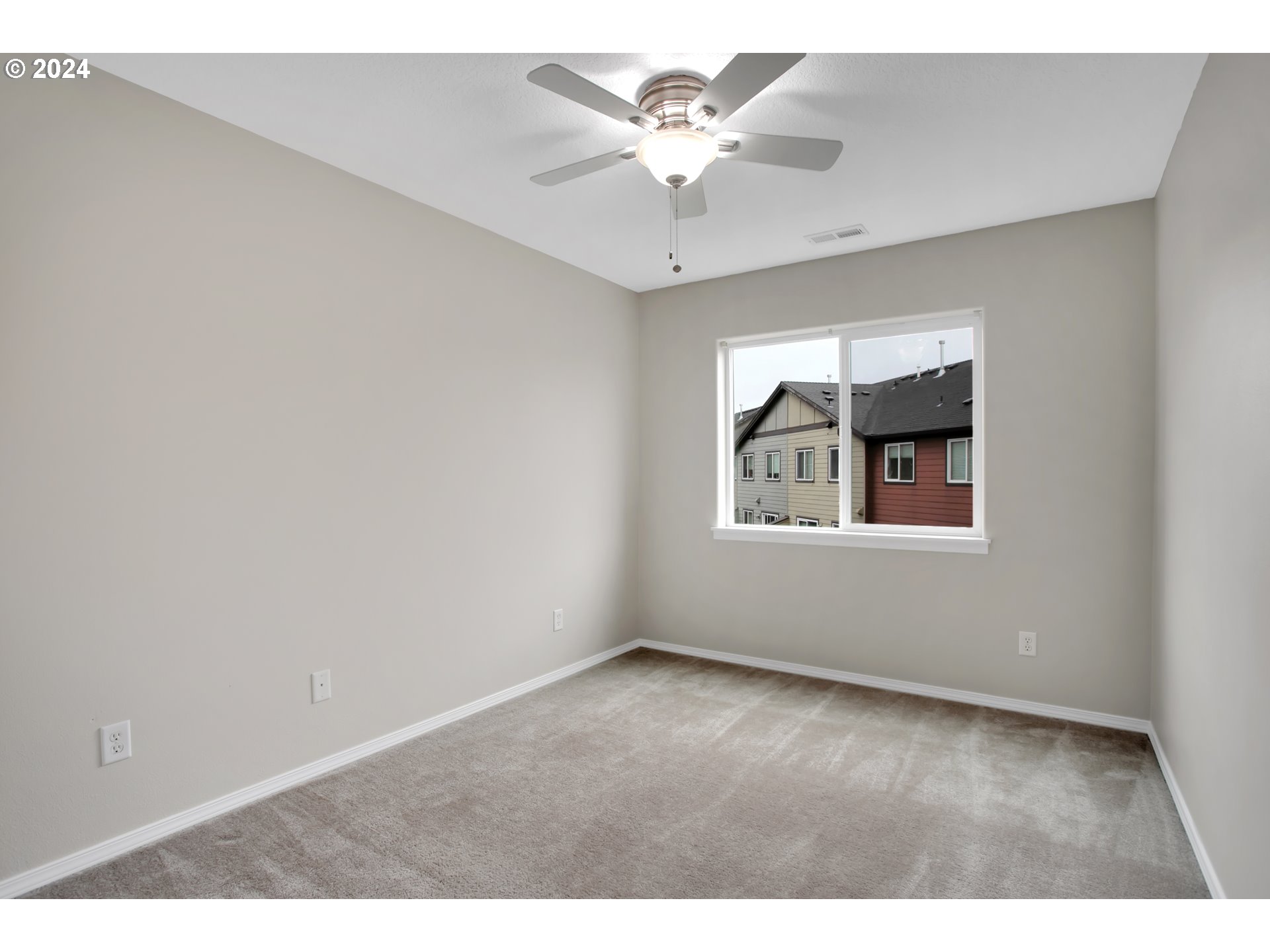 3491 SE PEPPERWOOD WAY