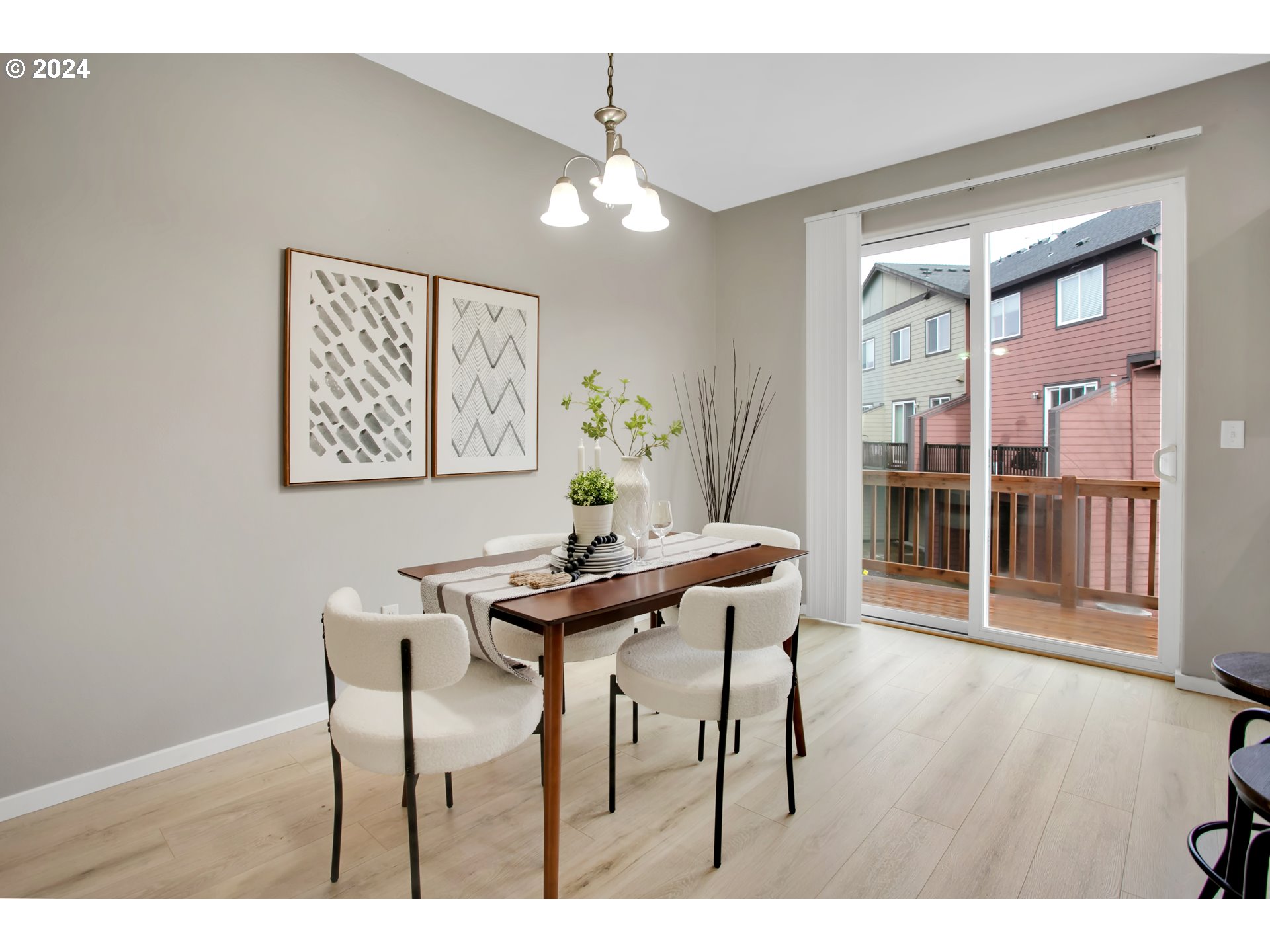 3491 SE PEPPERWOOD WAY