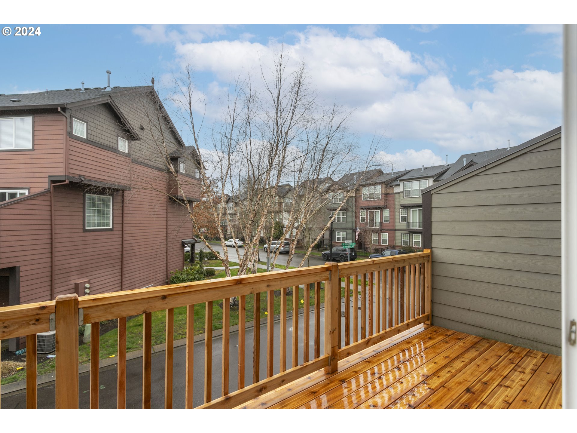 3491 SE PEPPERWOOD WAY