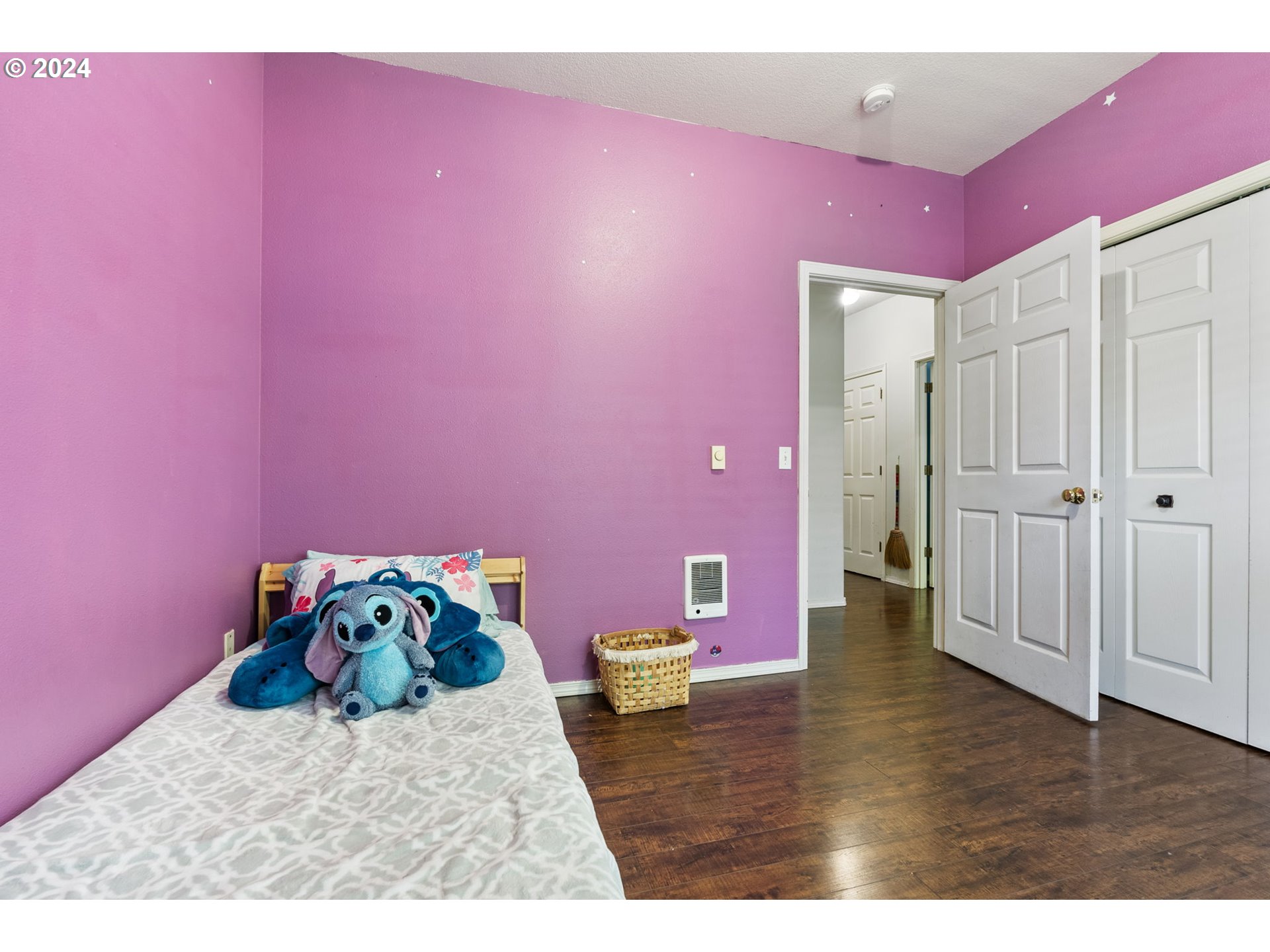 2927 NE DIVISION ST 101