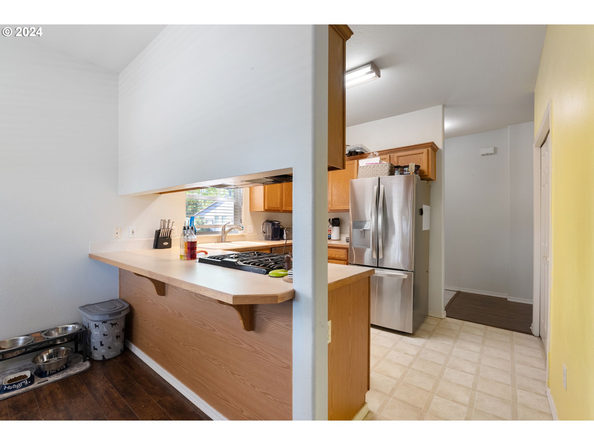 2927 NE DIVISION ST 101
