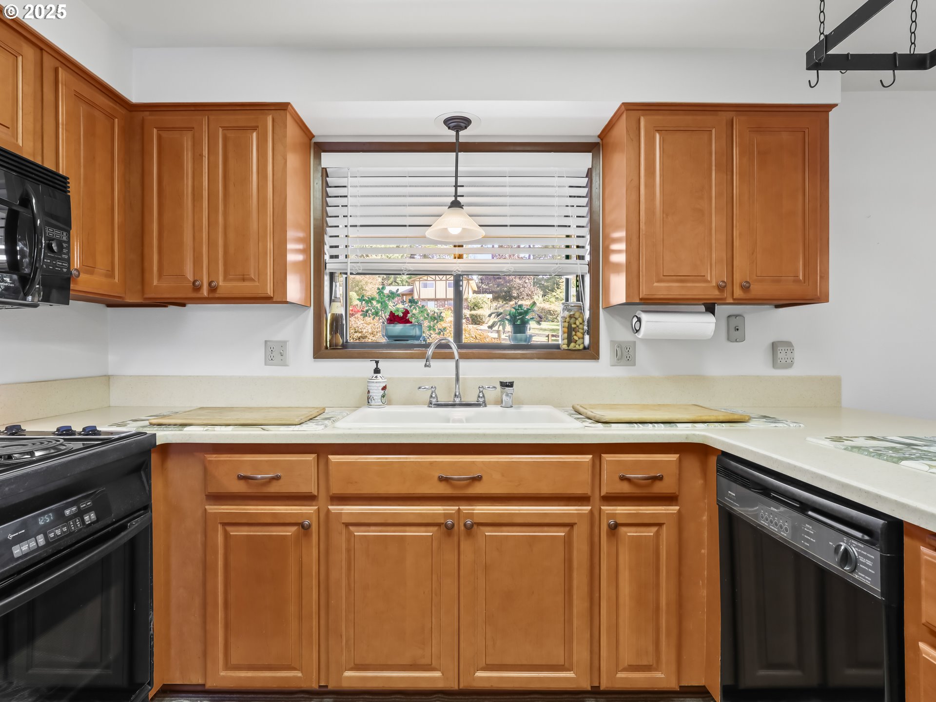 13945 SE 215TH CT