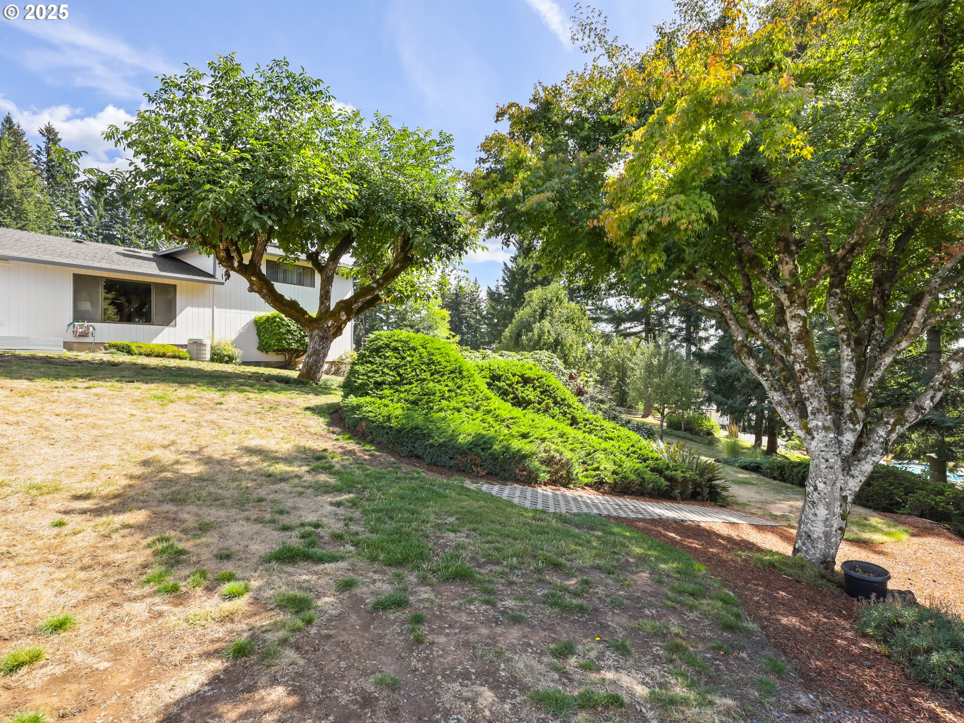 13945 SE 215TH CT