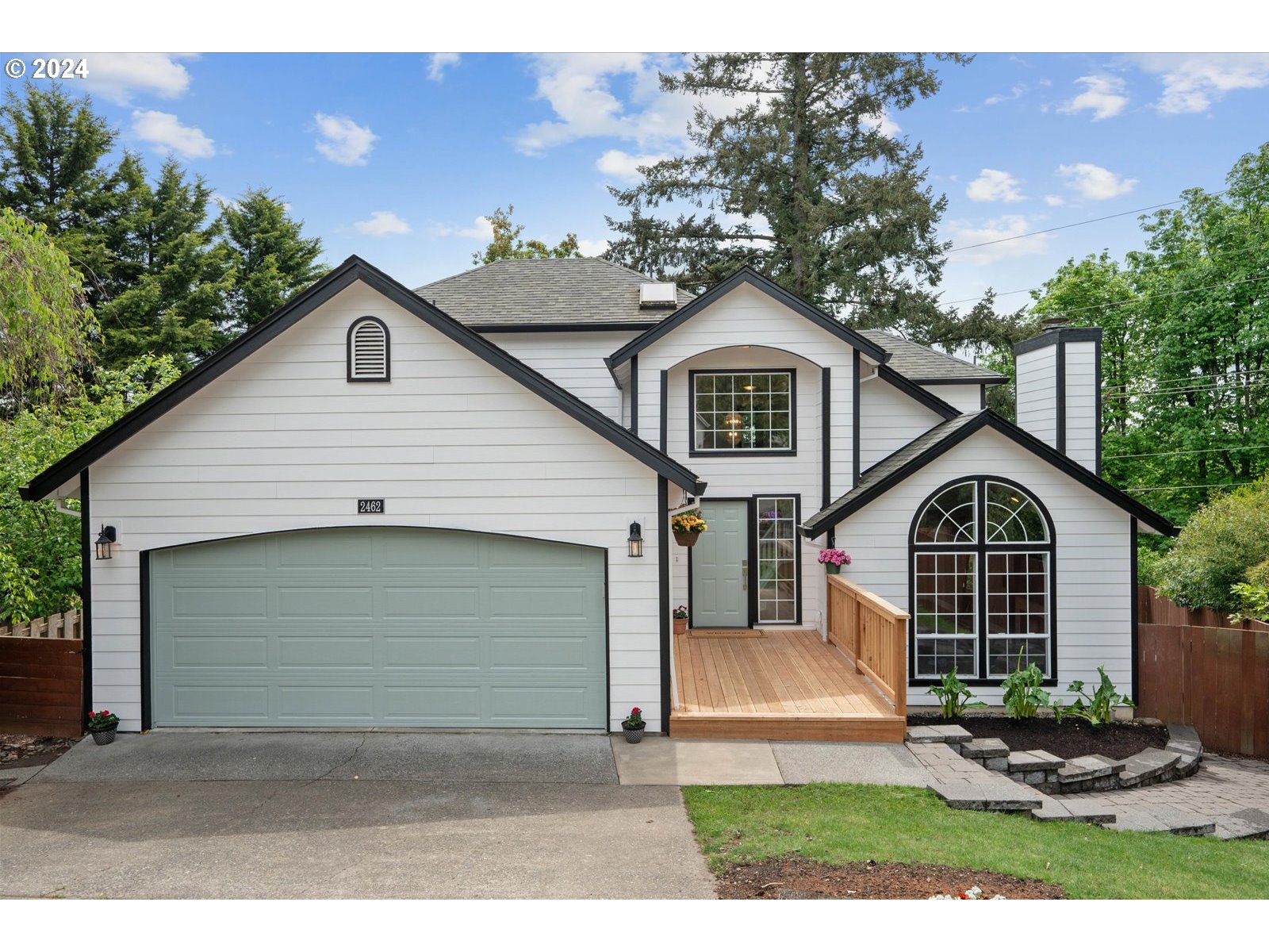 2462 SOUTHSLOPE WAY