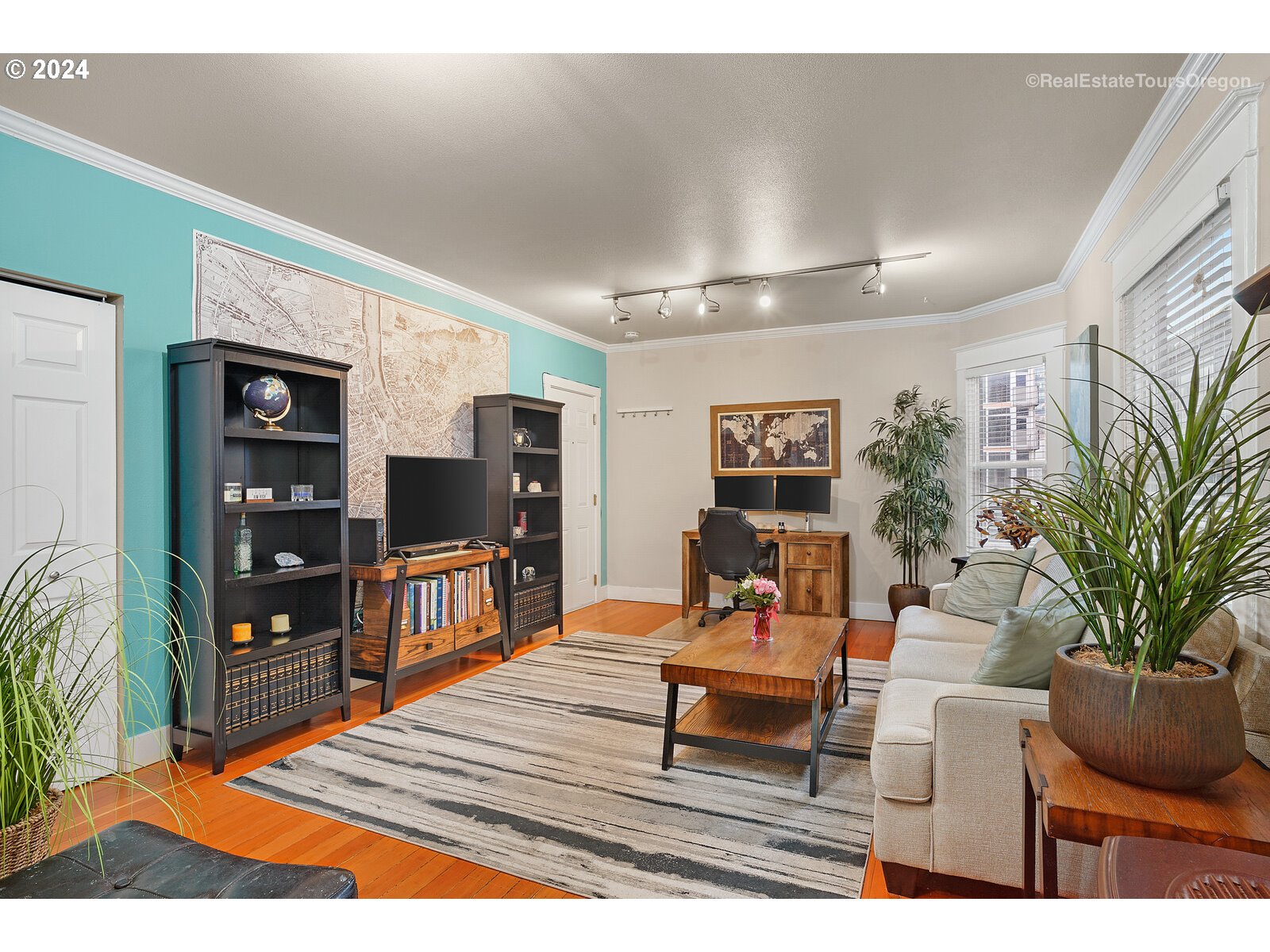 1104 SW COLUMBIA ST 302