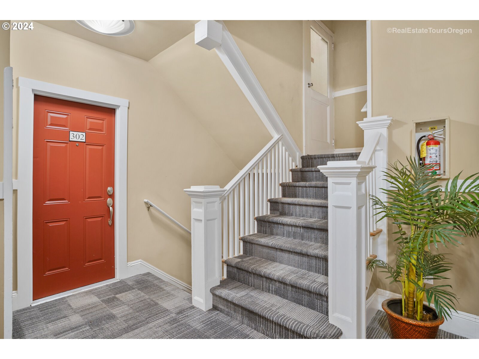 1104 SW COLUMBIA ST 302