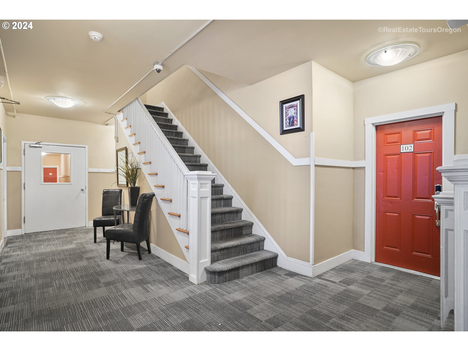 1104 SW COLUMBIA ST 302