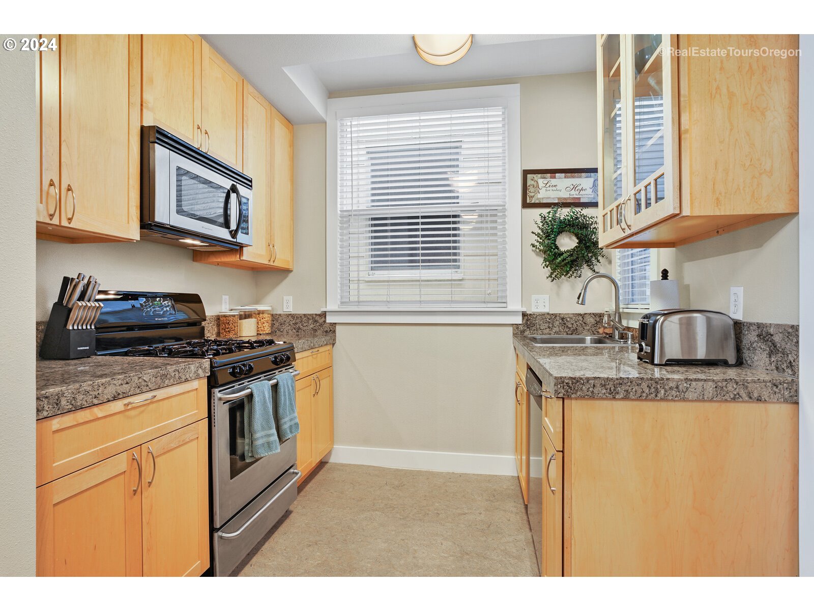 1104 SW COLUMBIA ST 302