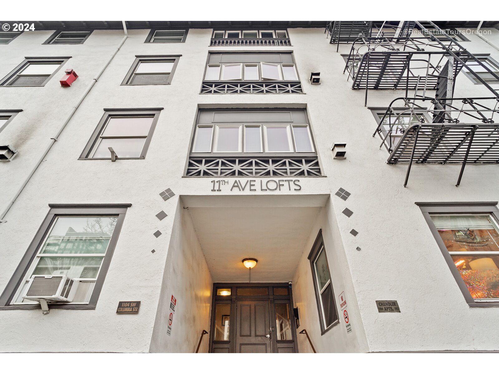 1104 SW COLUMBIA ST 302