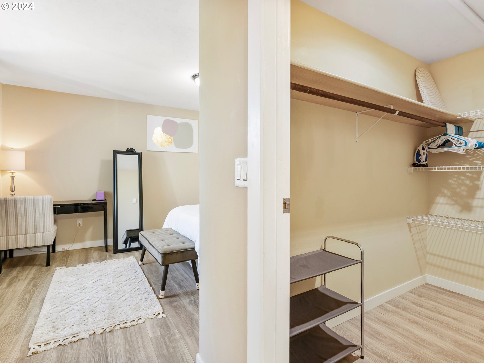 5476 SW ALGER AVE C-2